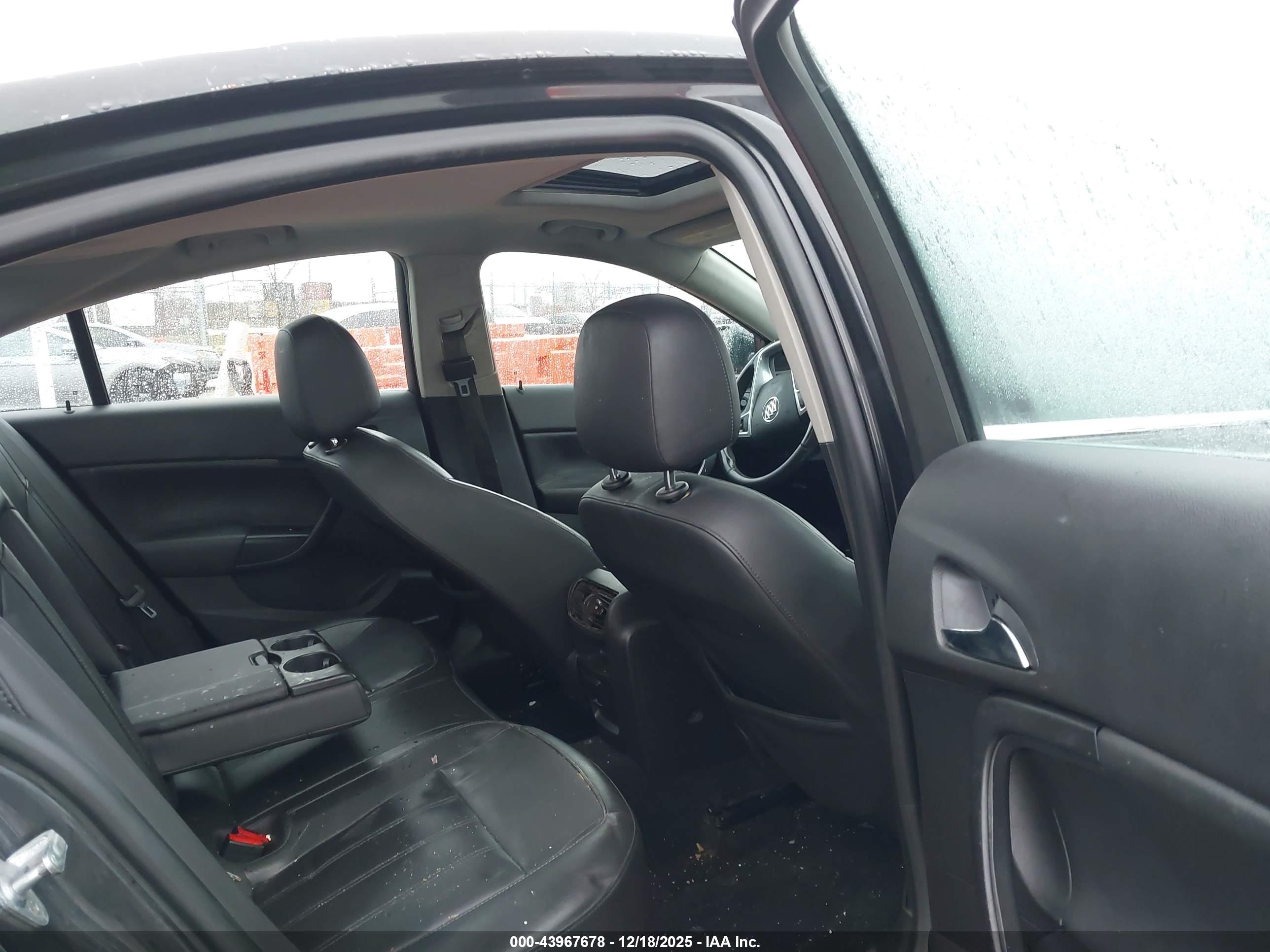 BUICK REGAL image 8