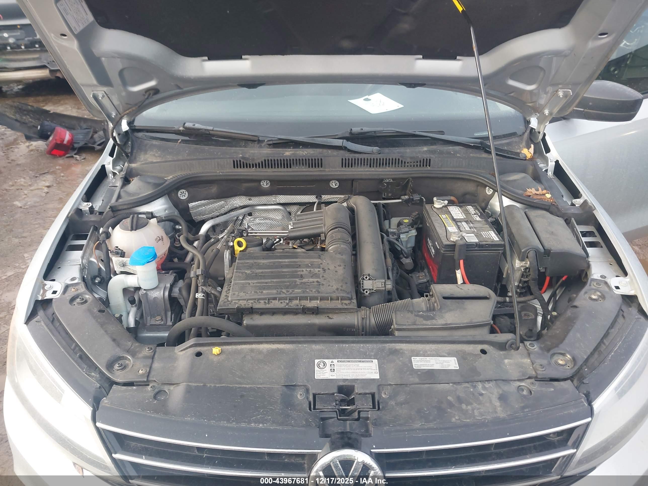 VOLKSWAGEN JETTA image 10