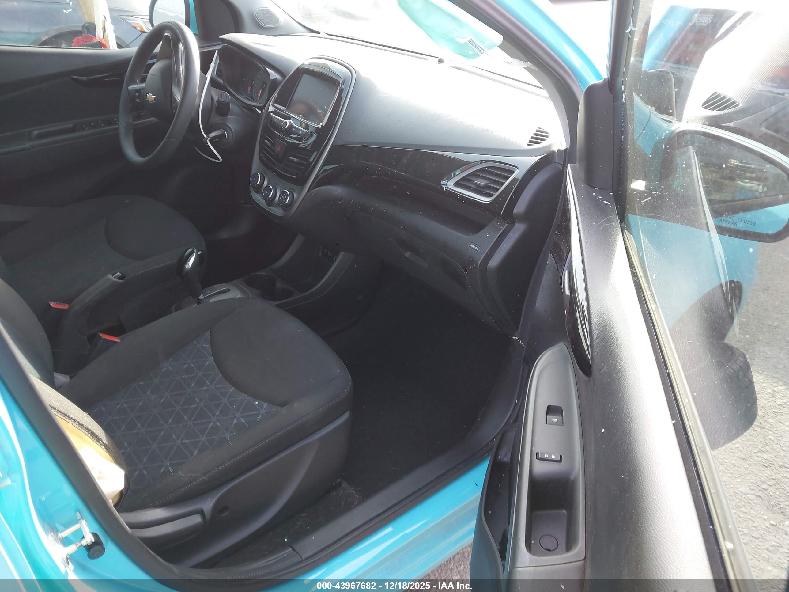 CHEVROLET SPARK image 5
