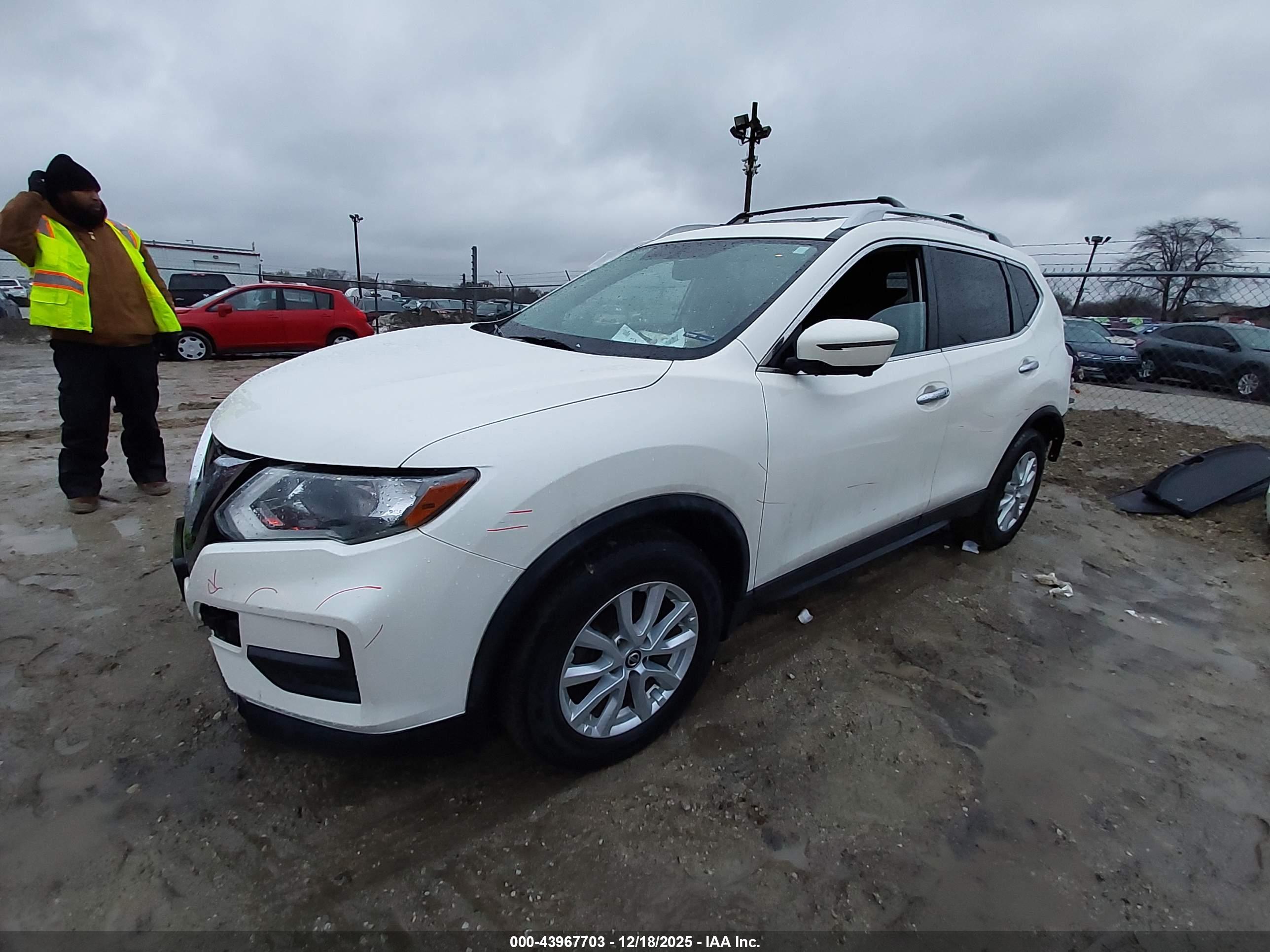 FORD ESCAPE image 2