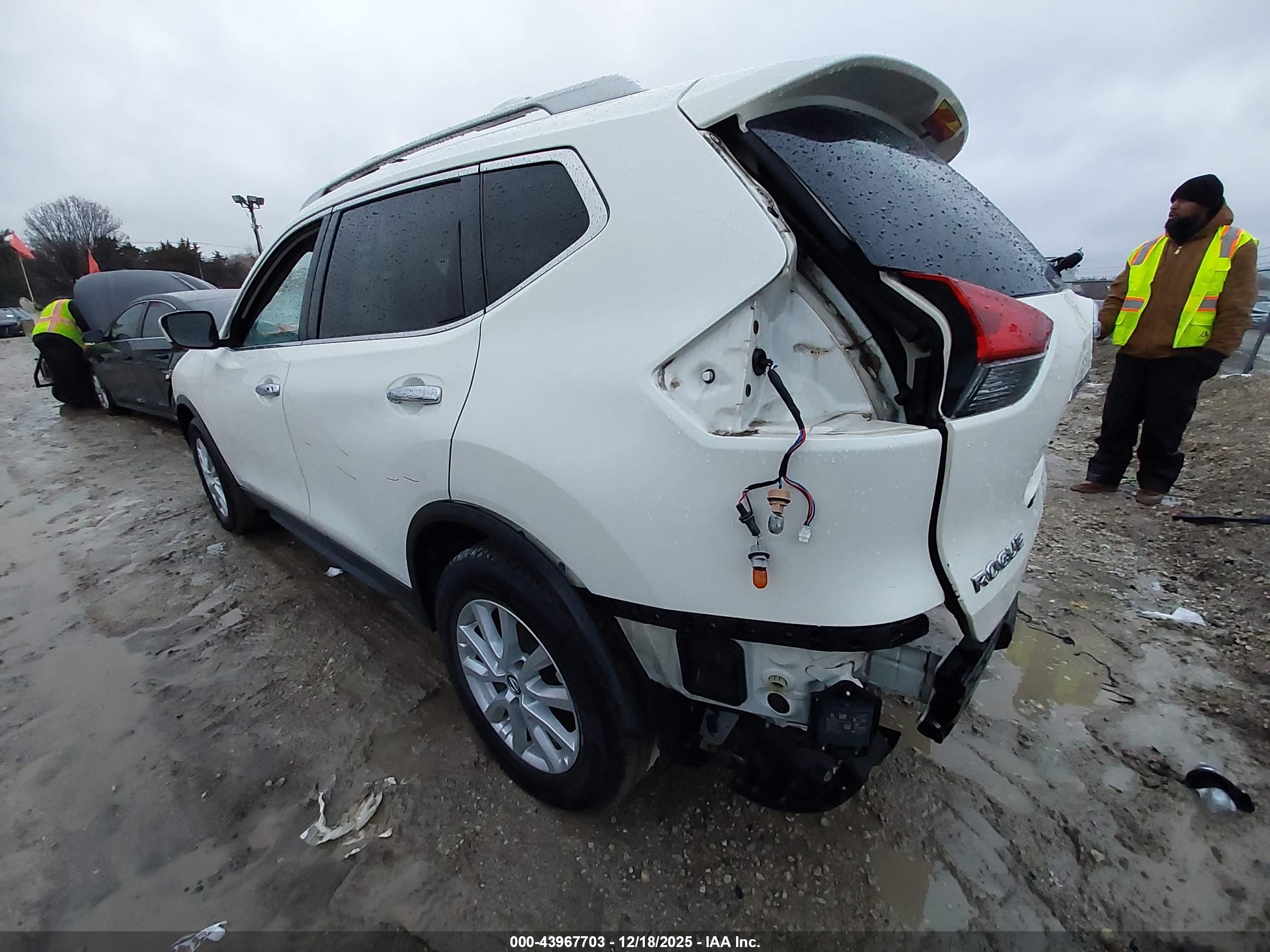 FORD ESCAPE image 3