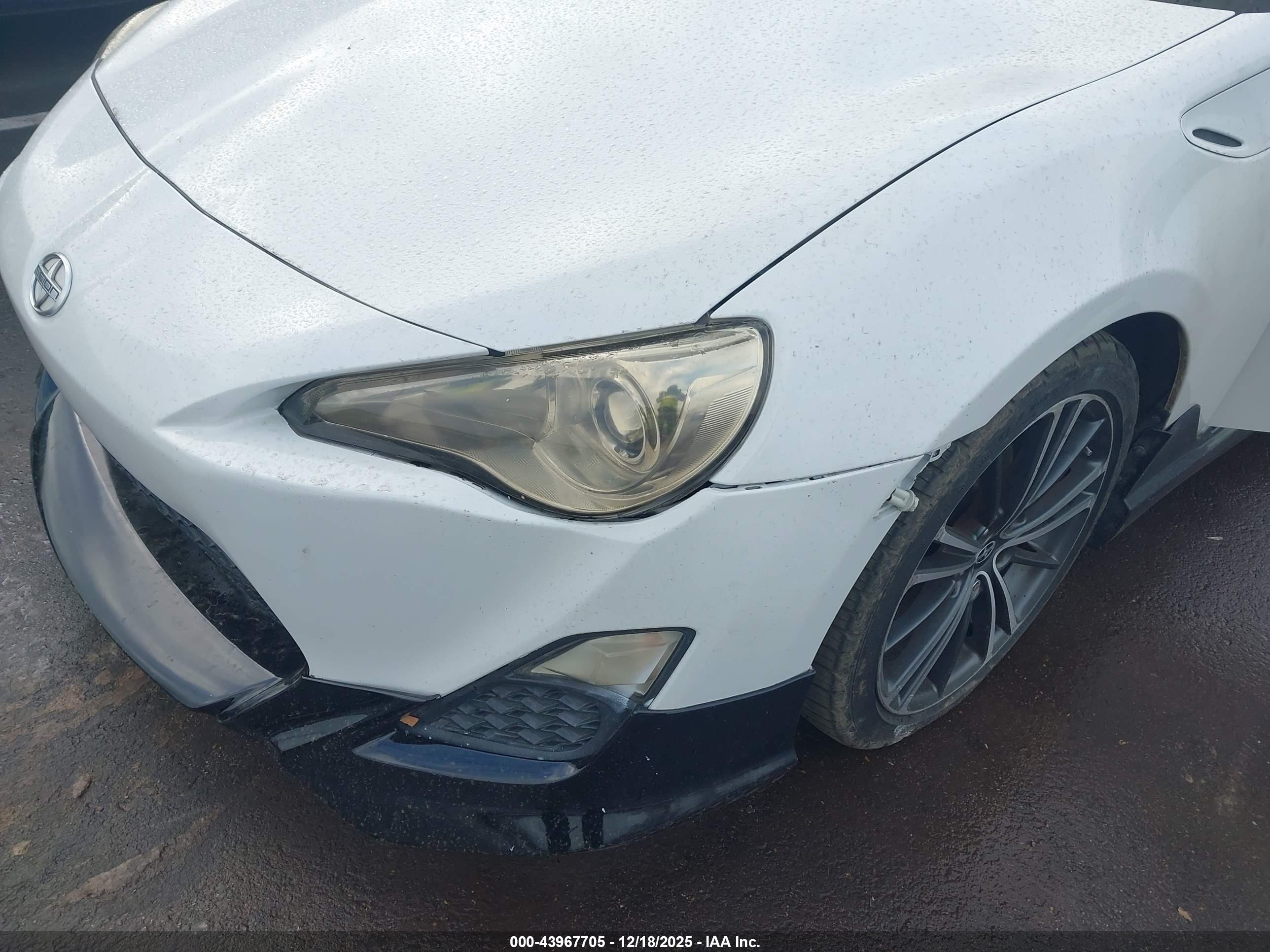 SCION FR-S image 6