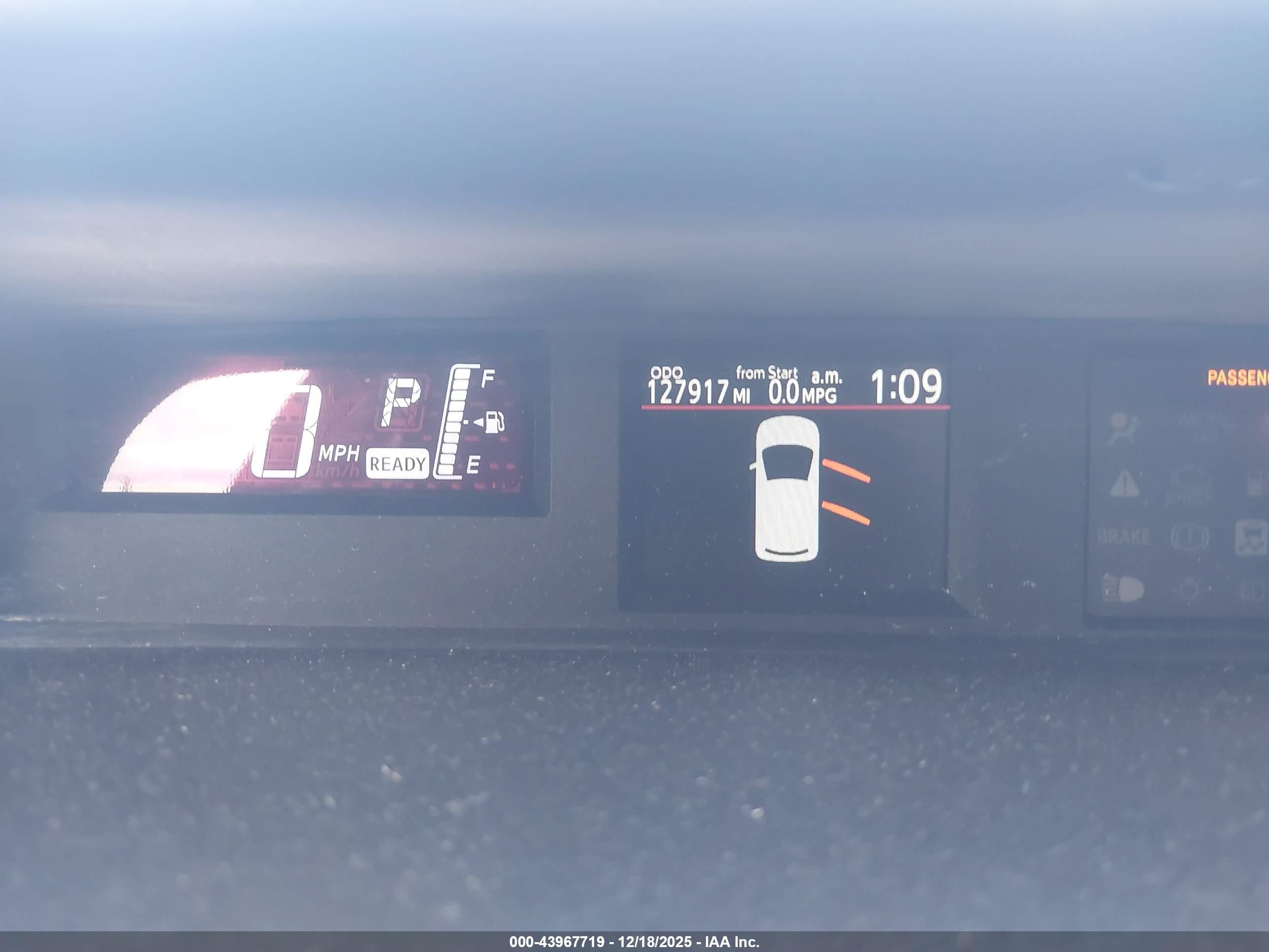 TOYOTA PRIUS image 7