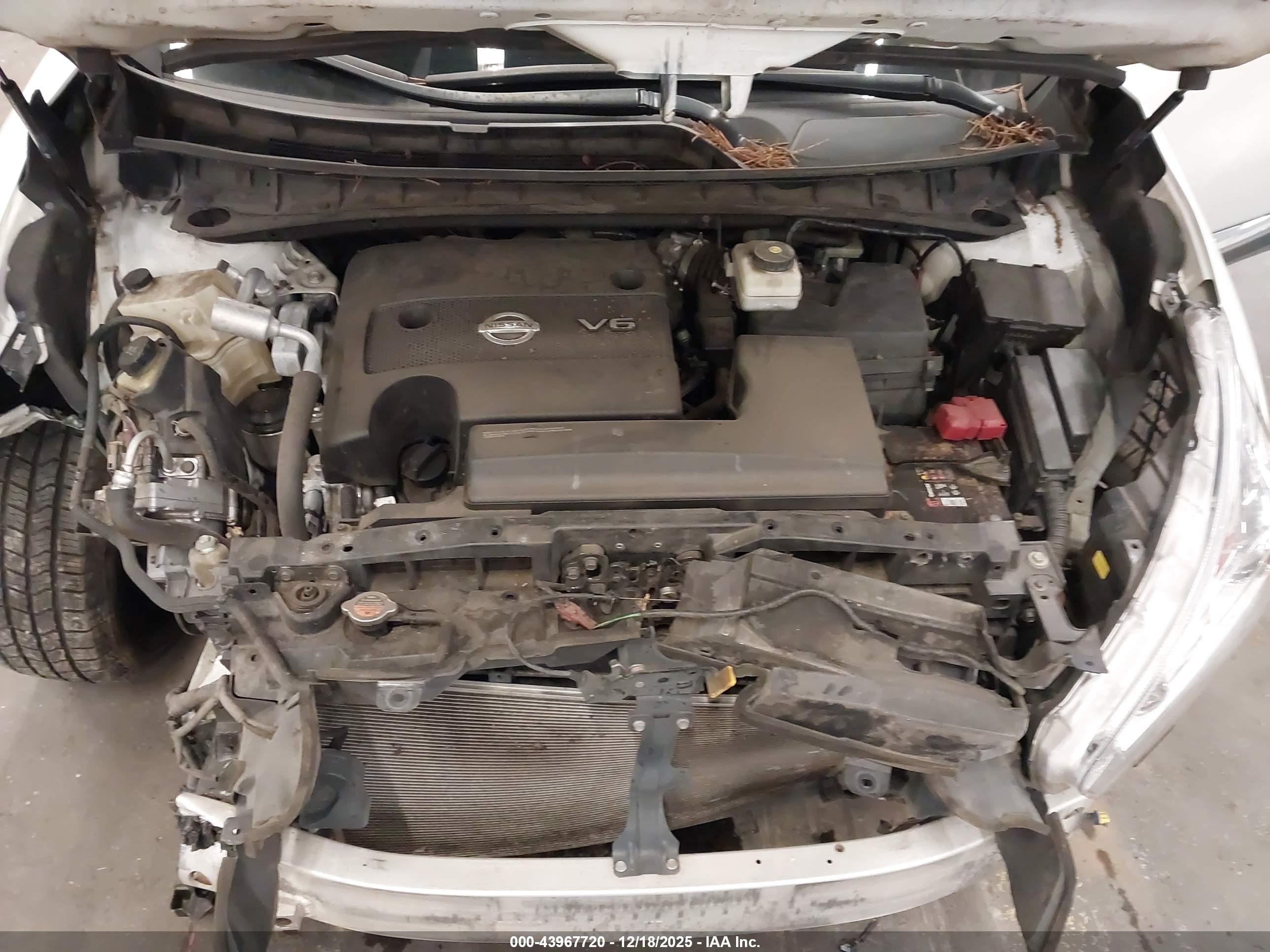 NISSAN MURANO image 10