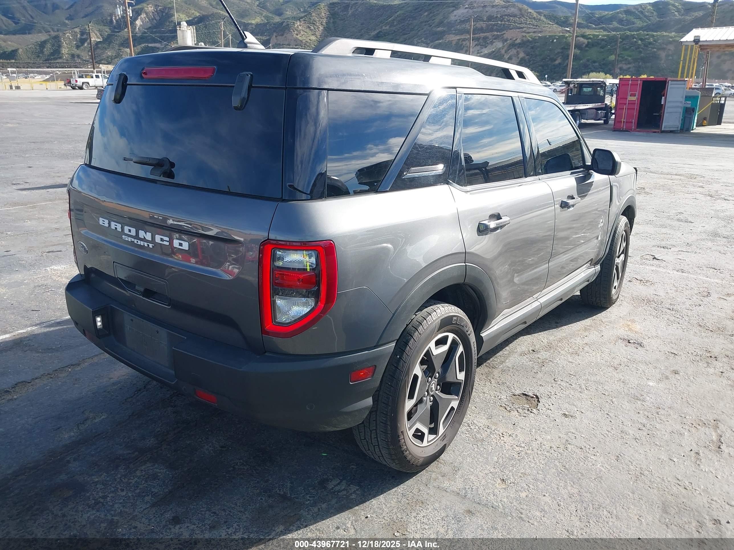 FORD BRONCO image 4