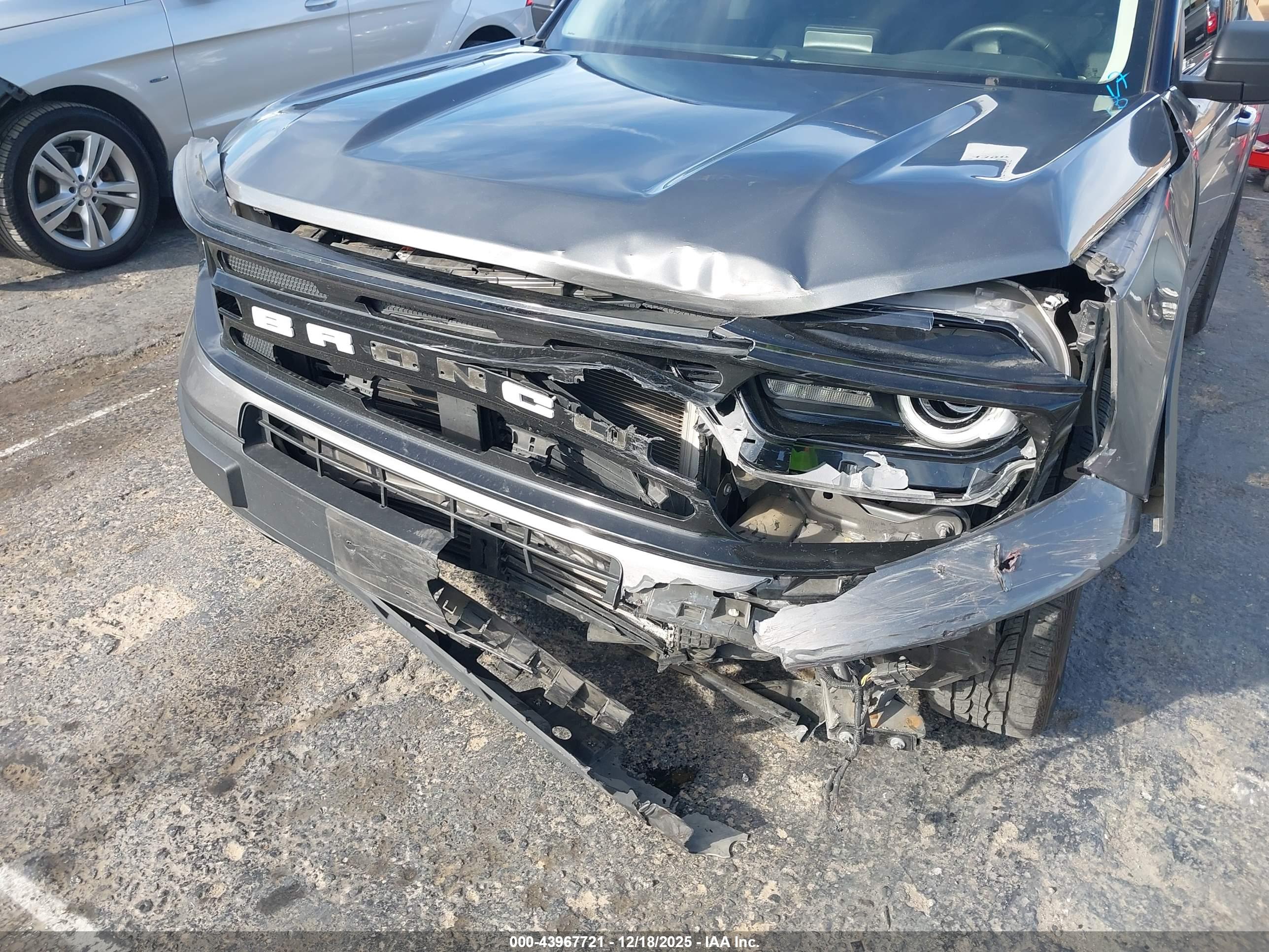 FORD BRONCO image 6