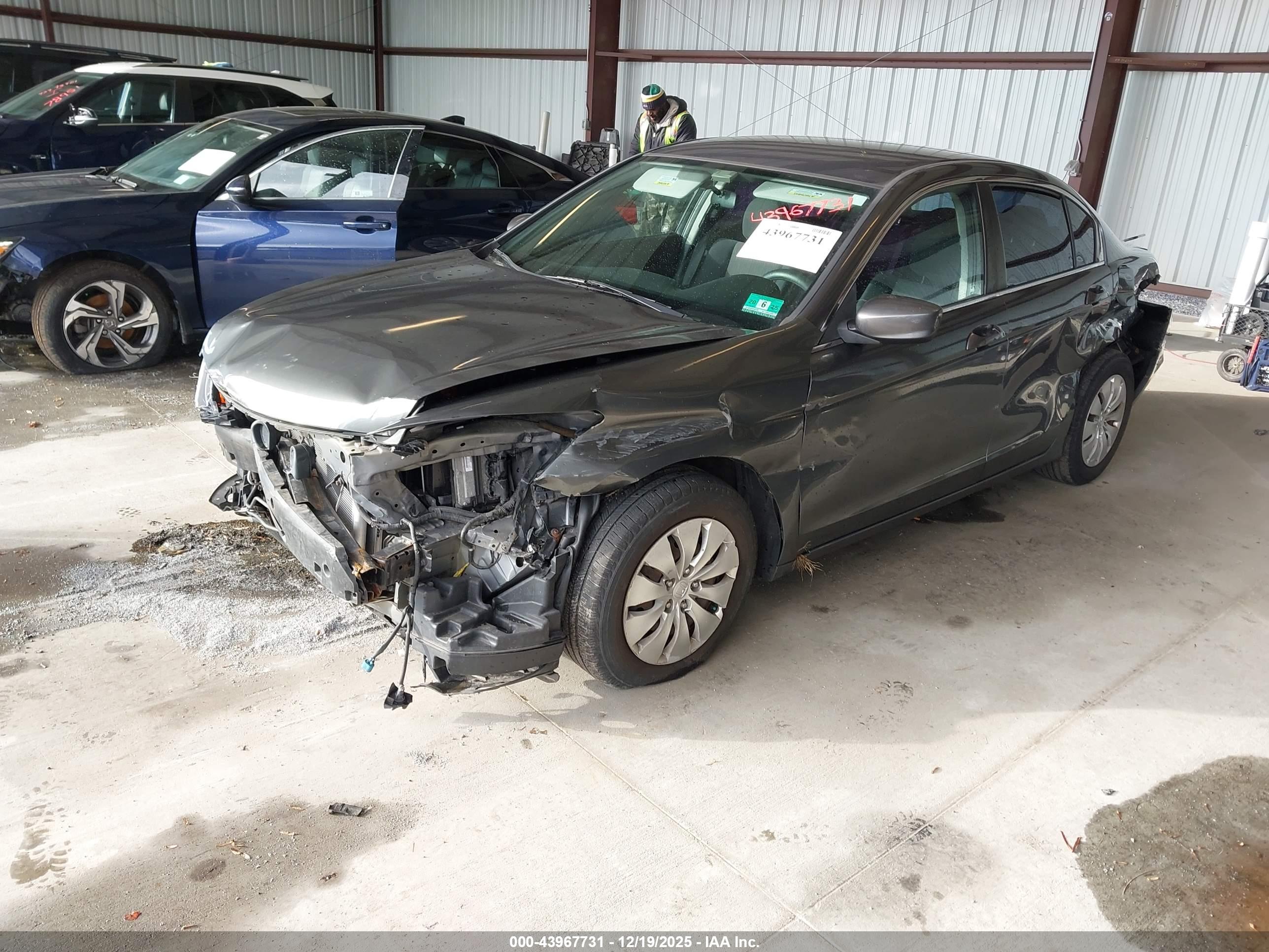 HONDA ACCORD image 2