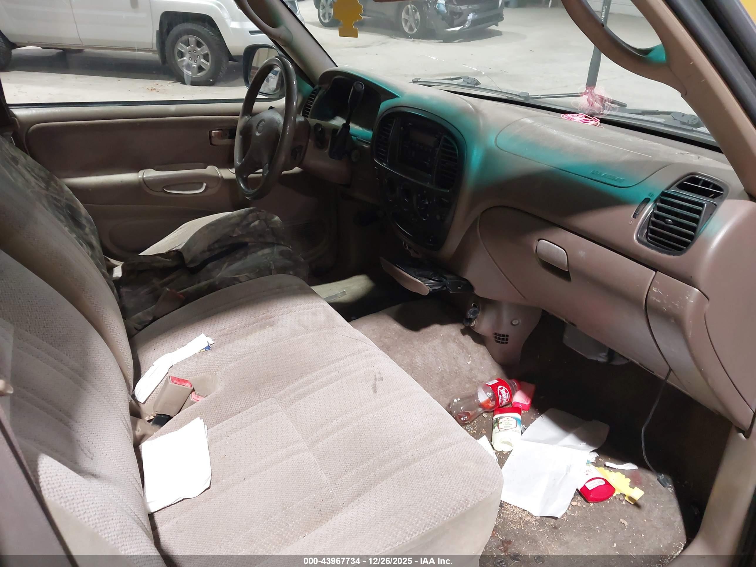 TOYOTA TUNDRA image 5
