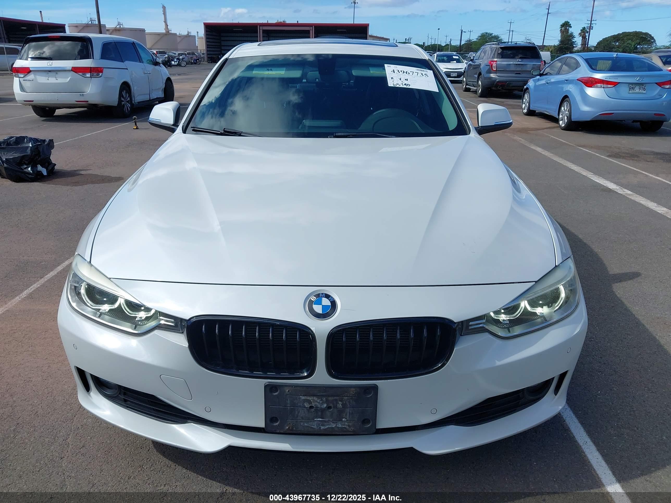 BMW 328I image 6