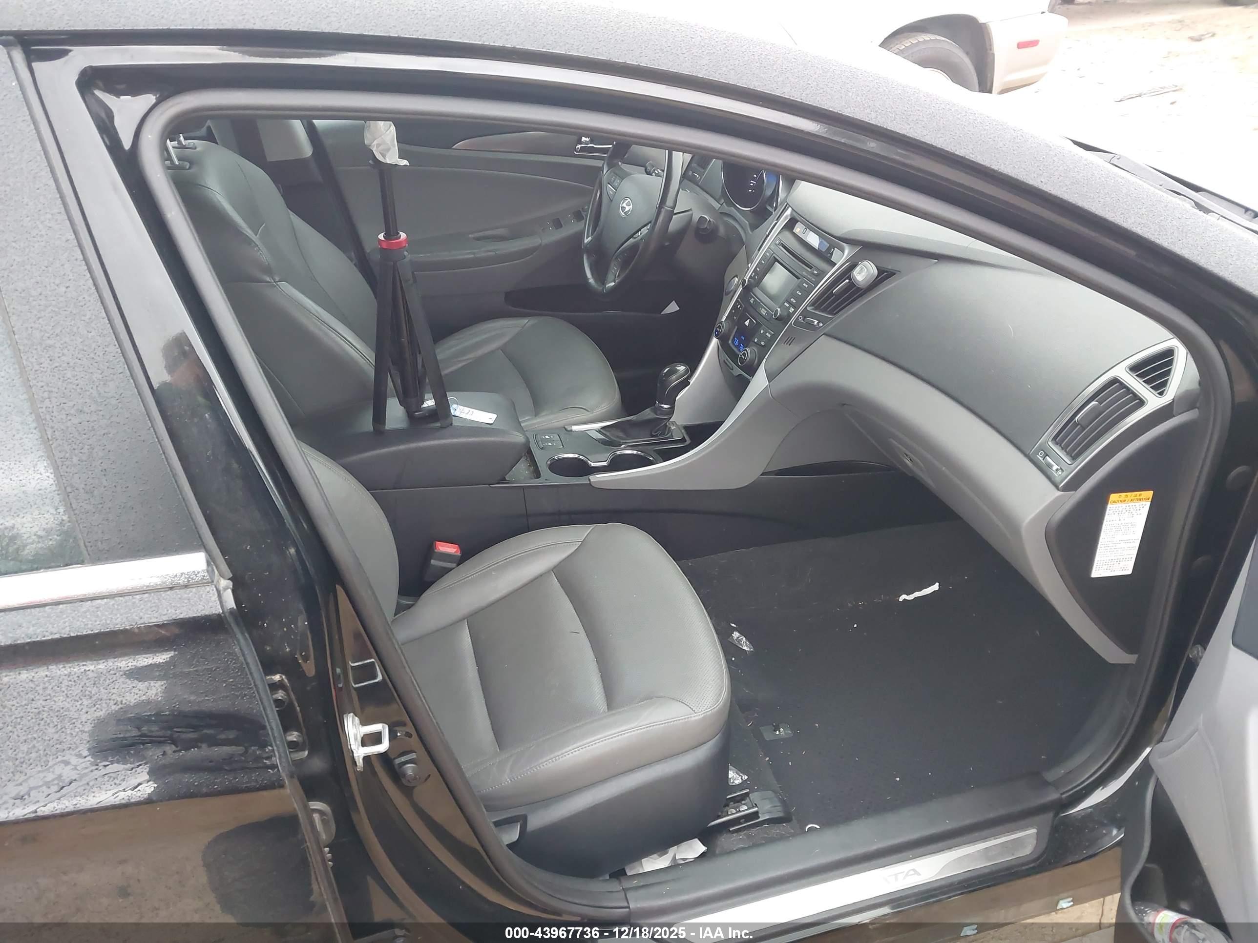 HYUNDAI SONATA image 5
