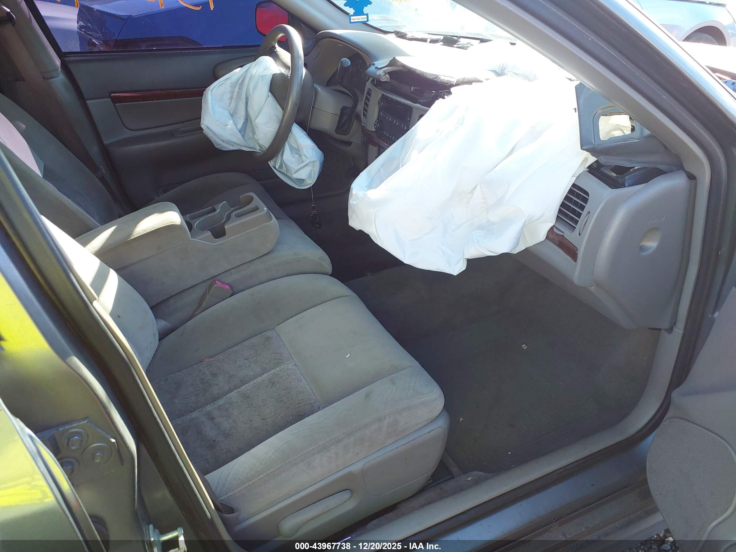 CHEVROLET IMPALA image 5