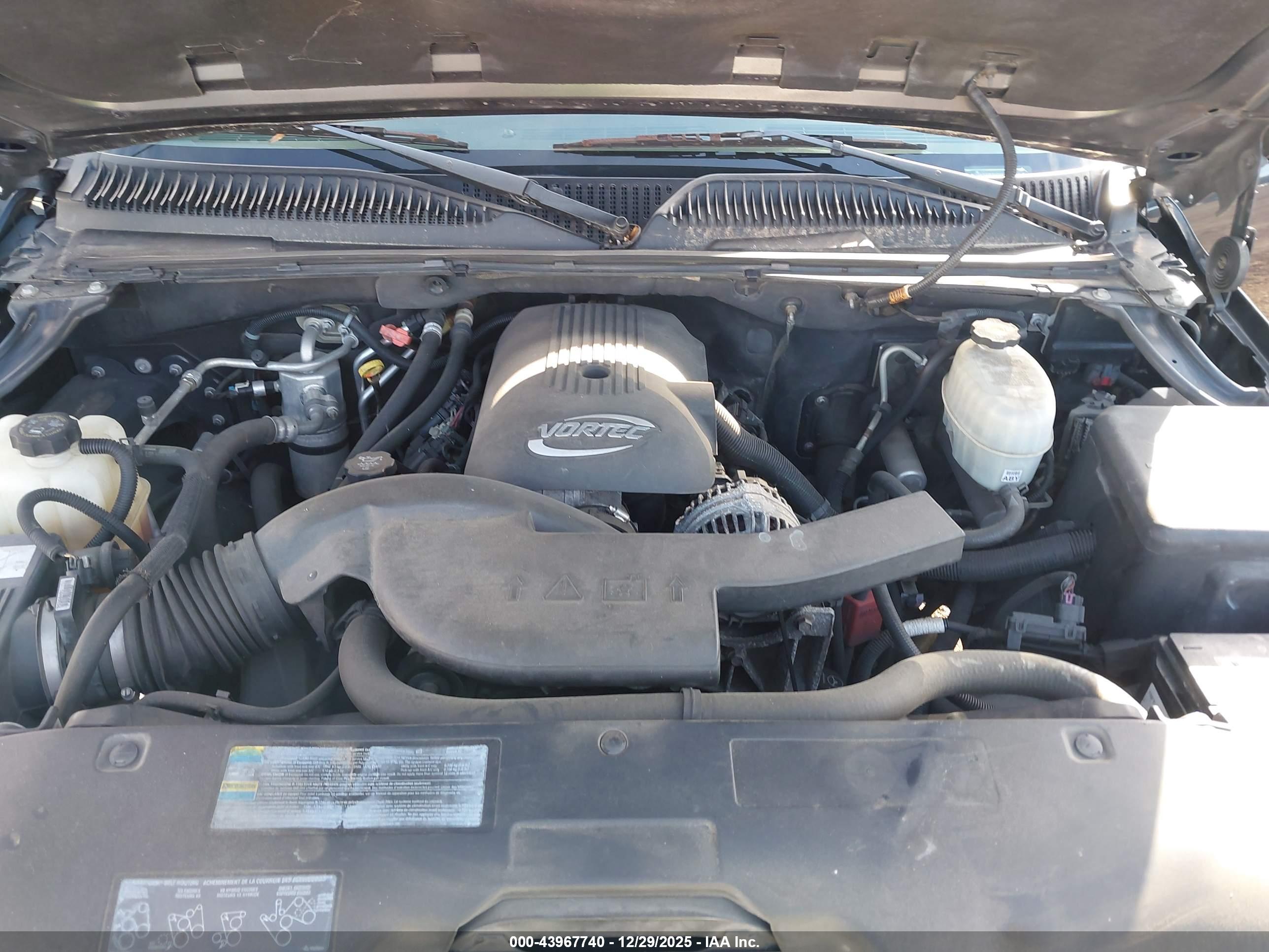 GMC YUKON image 10