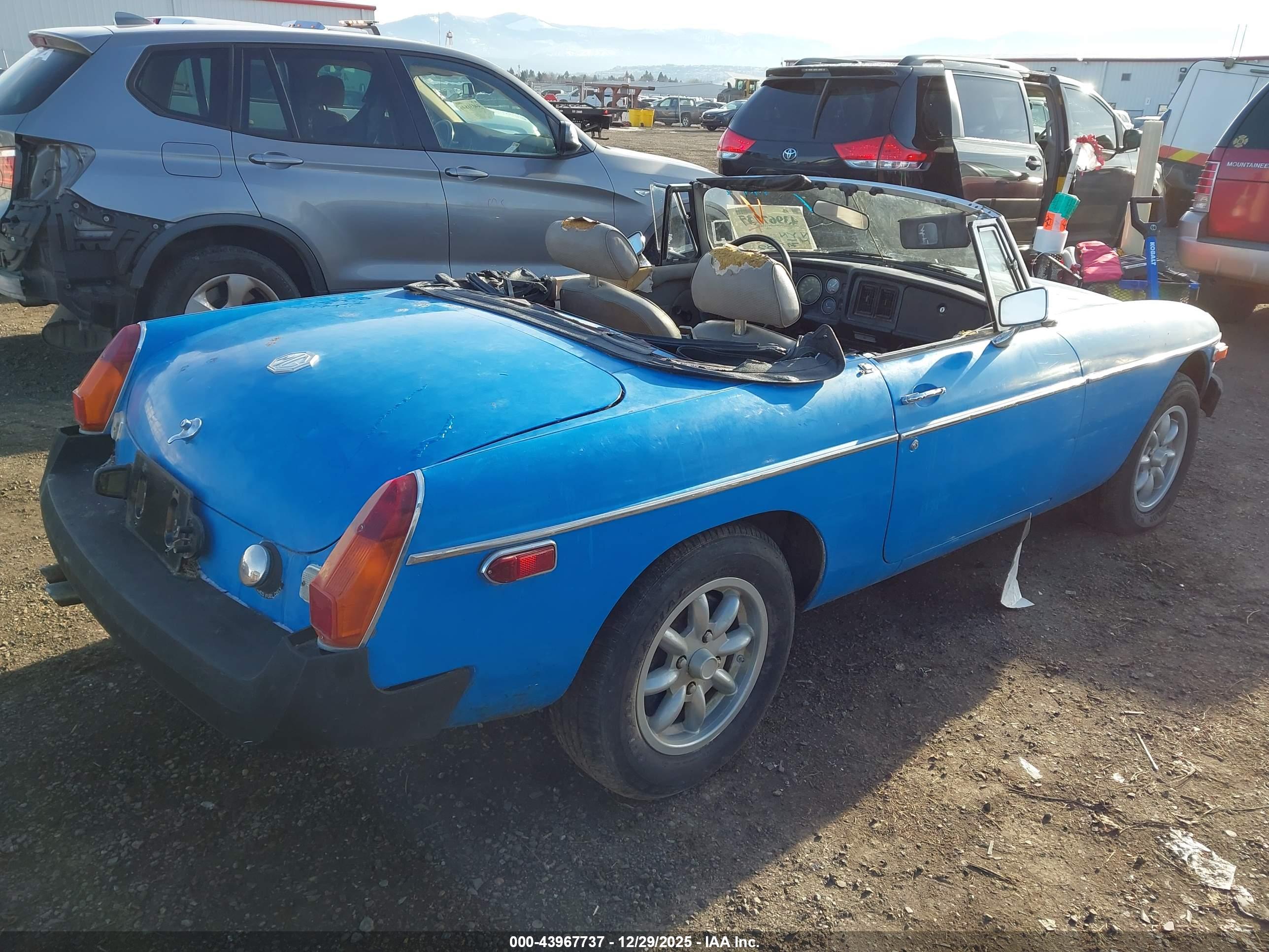 MG MGB image 4