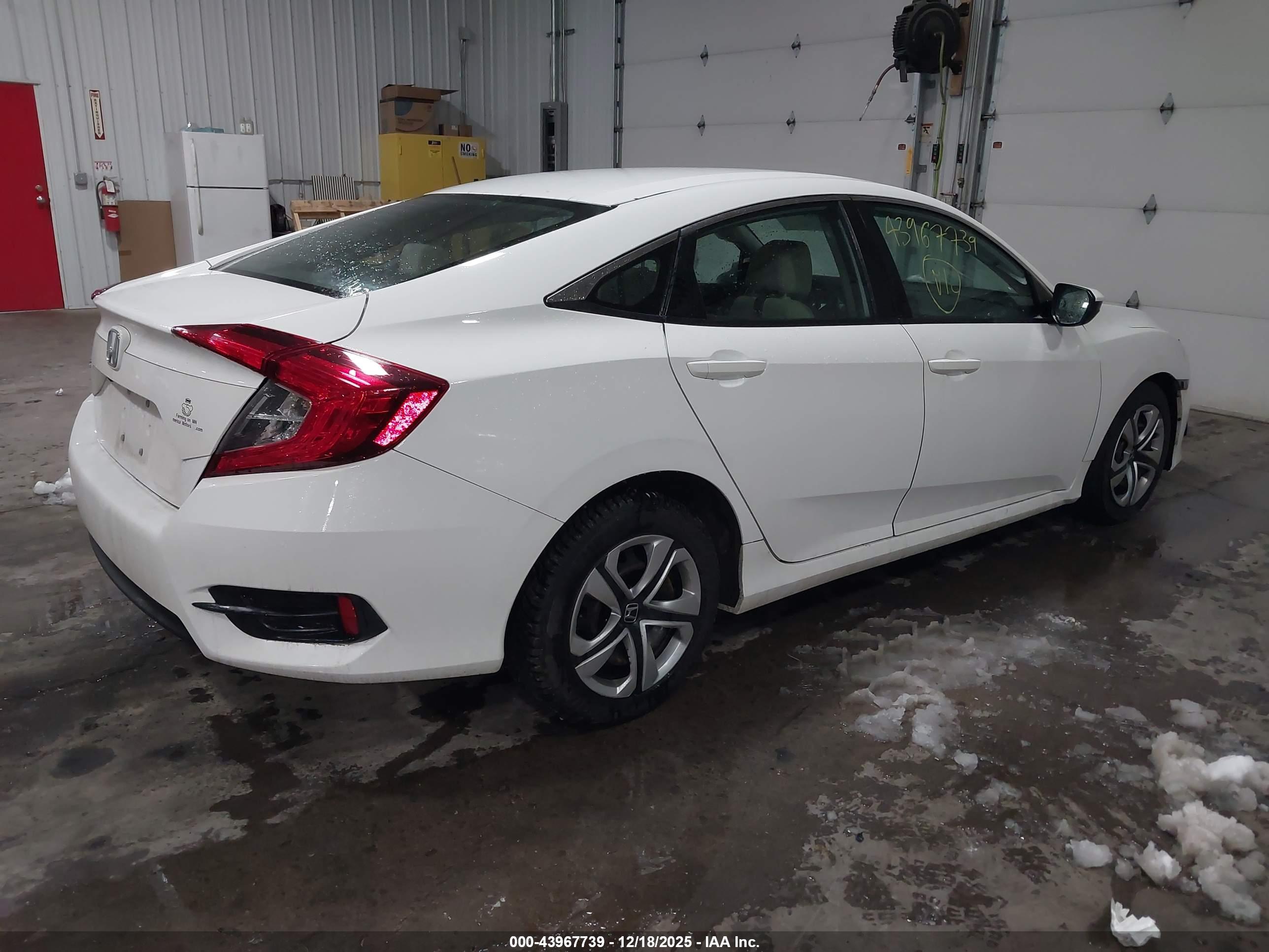HONDA CIVIC image 4