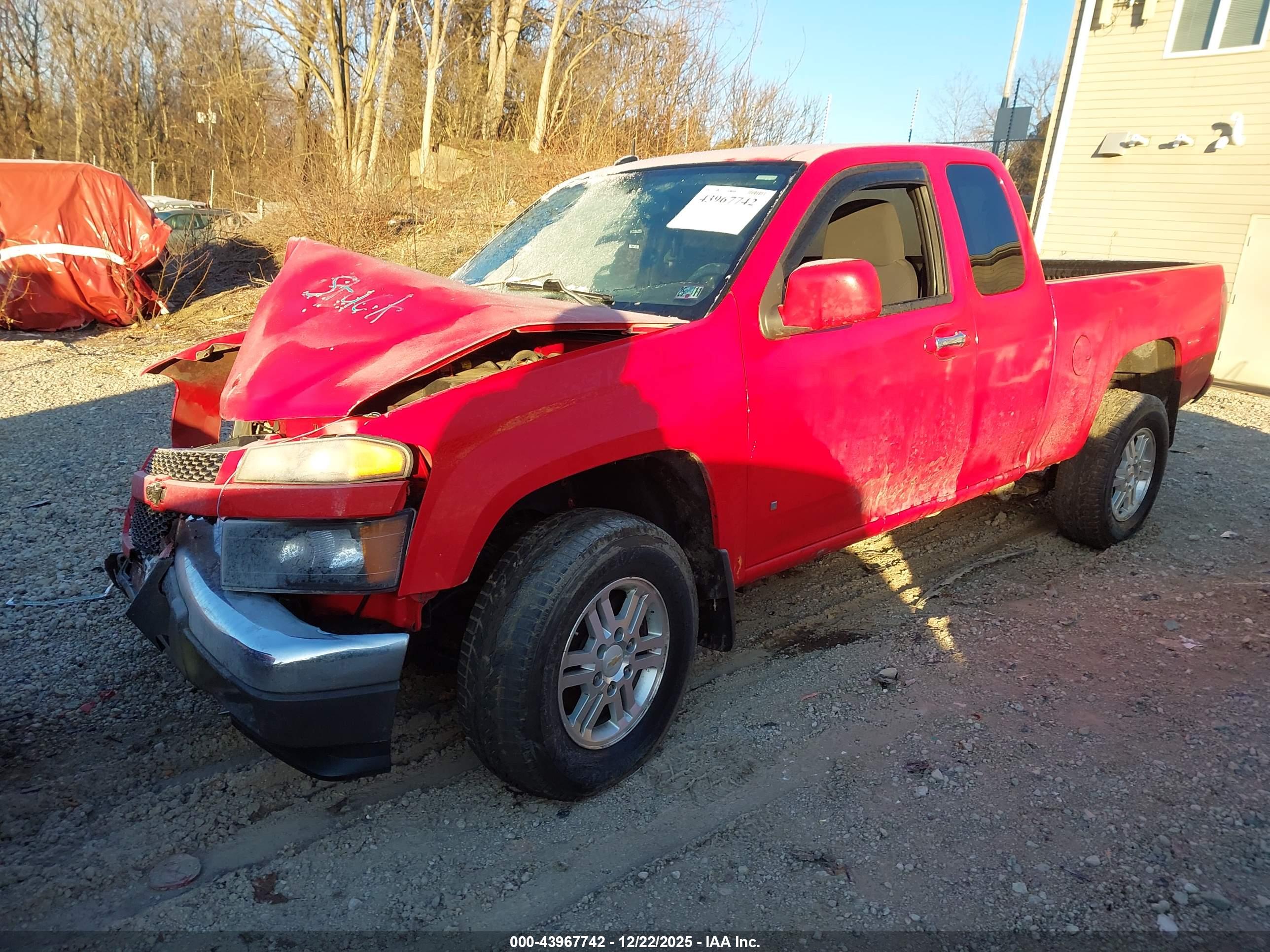 CHEVROLET COLORADO image 2
