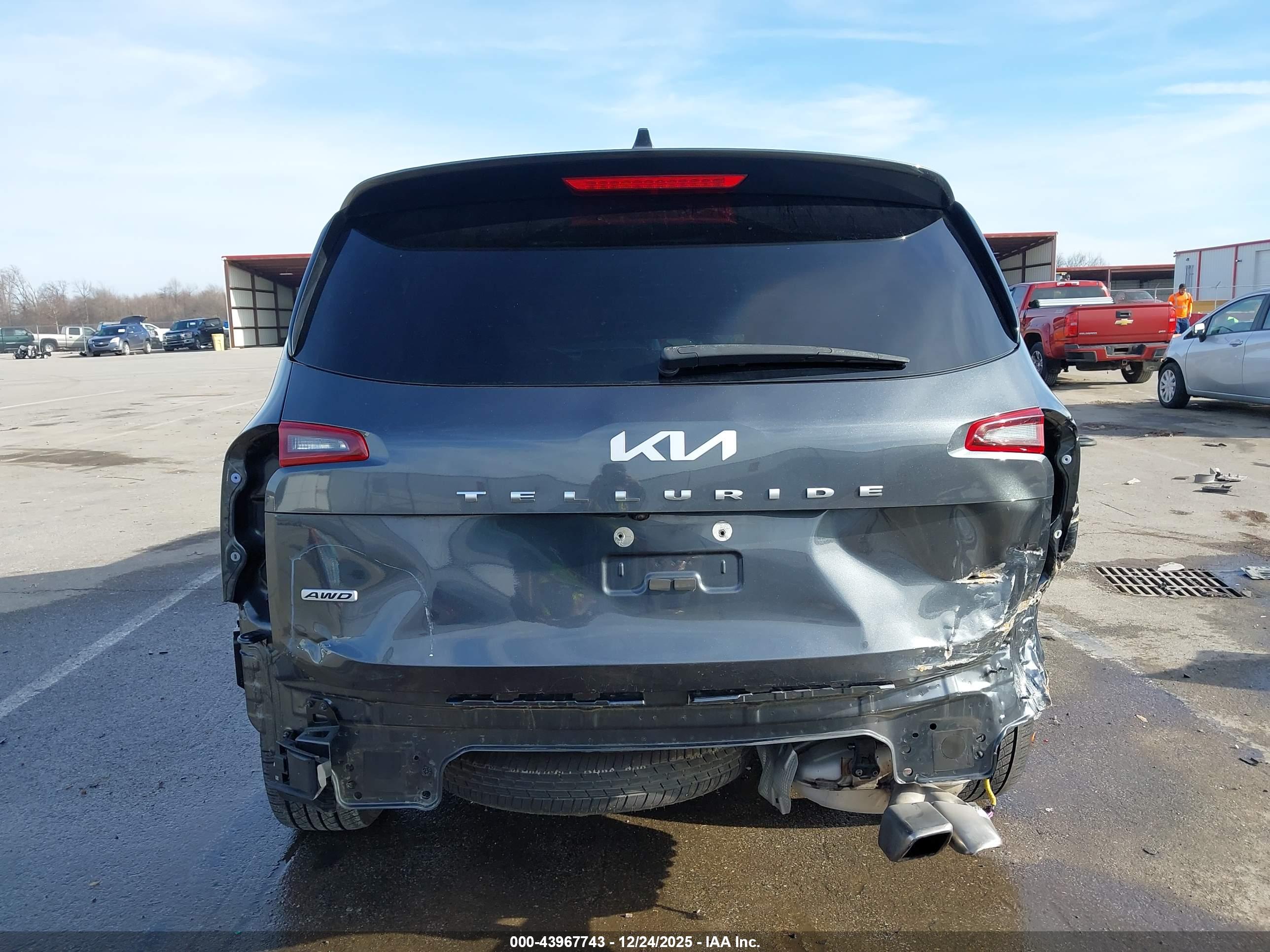 KIA TELLURIDE image 6