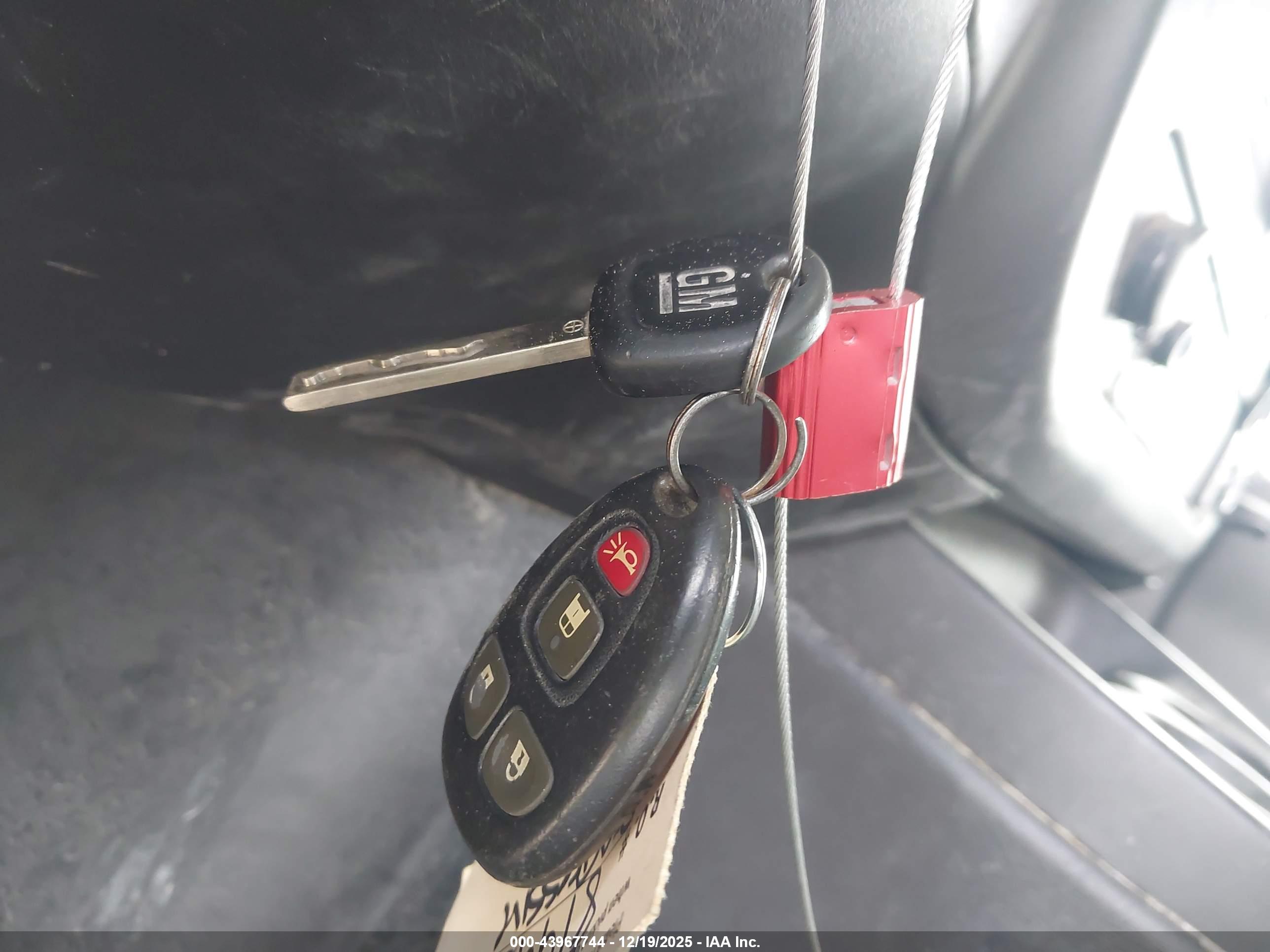 CHEVROLET EXPRESS image 11