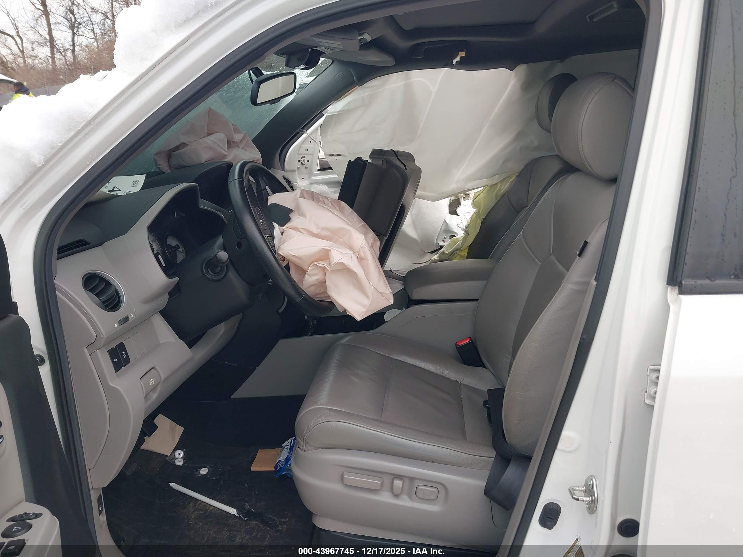 HONDA PILOT image 5
