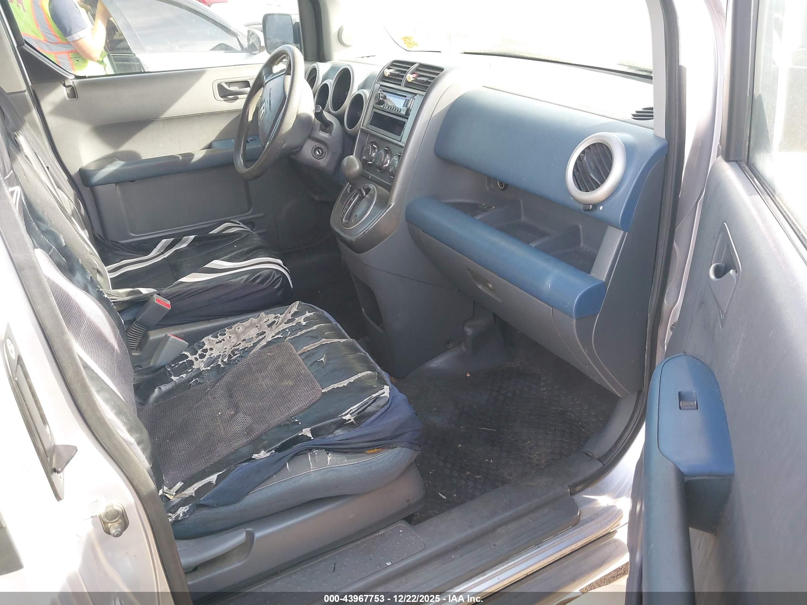 HONDA ELEMENT image 5