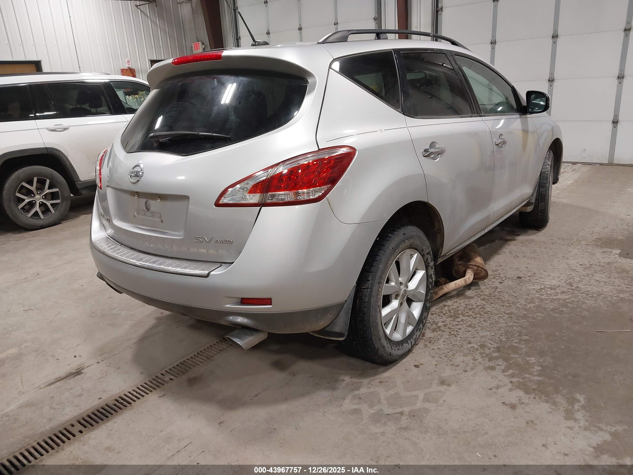 NISSAN MURANO image 4