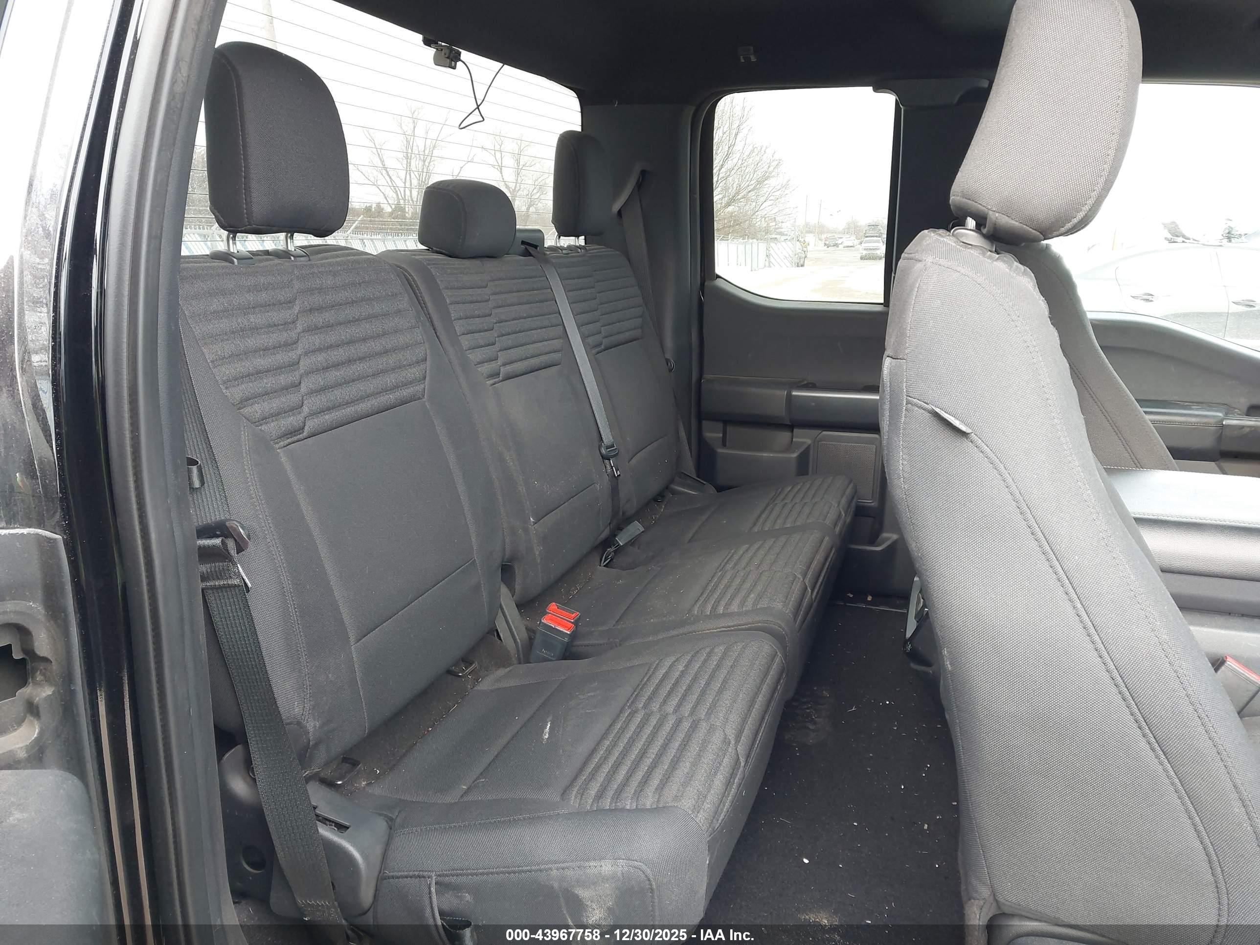 FORD F-150 image 8