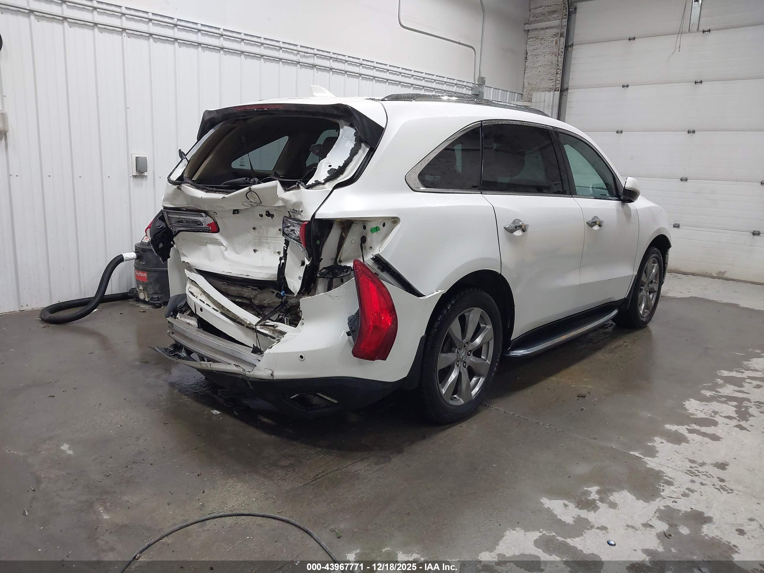 ACURA MDX image 4