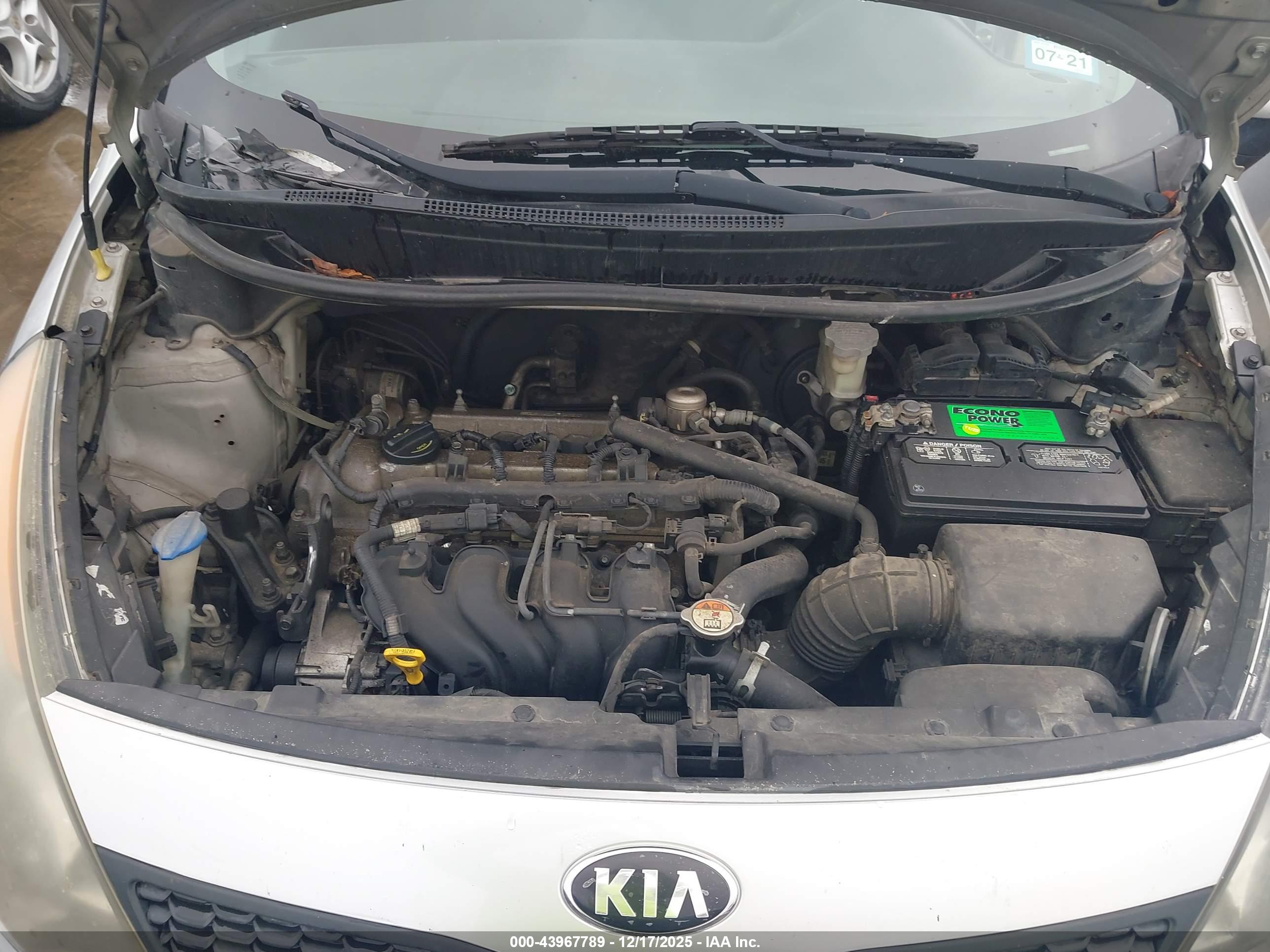 KIA RIO image 10