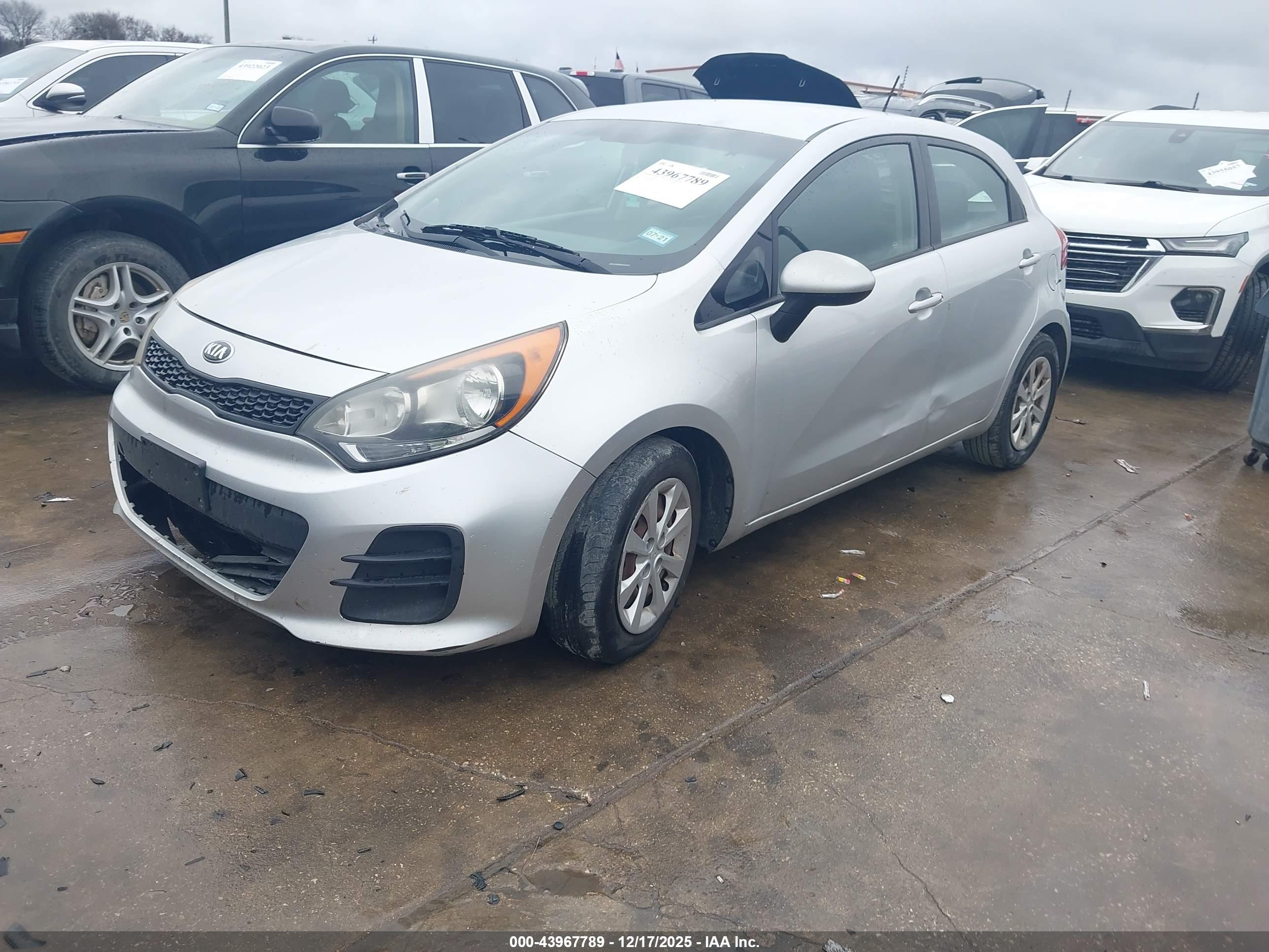 KIA RIO image 2