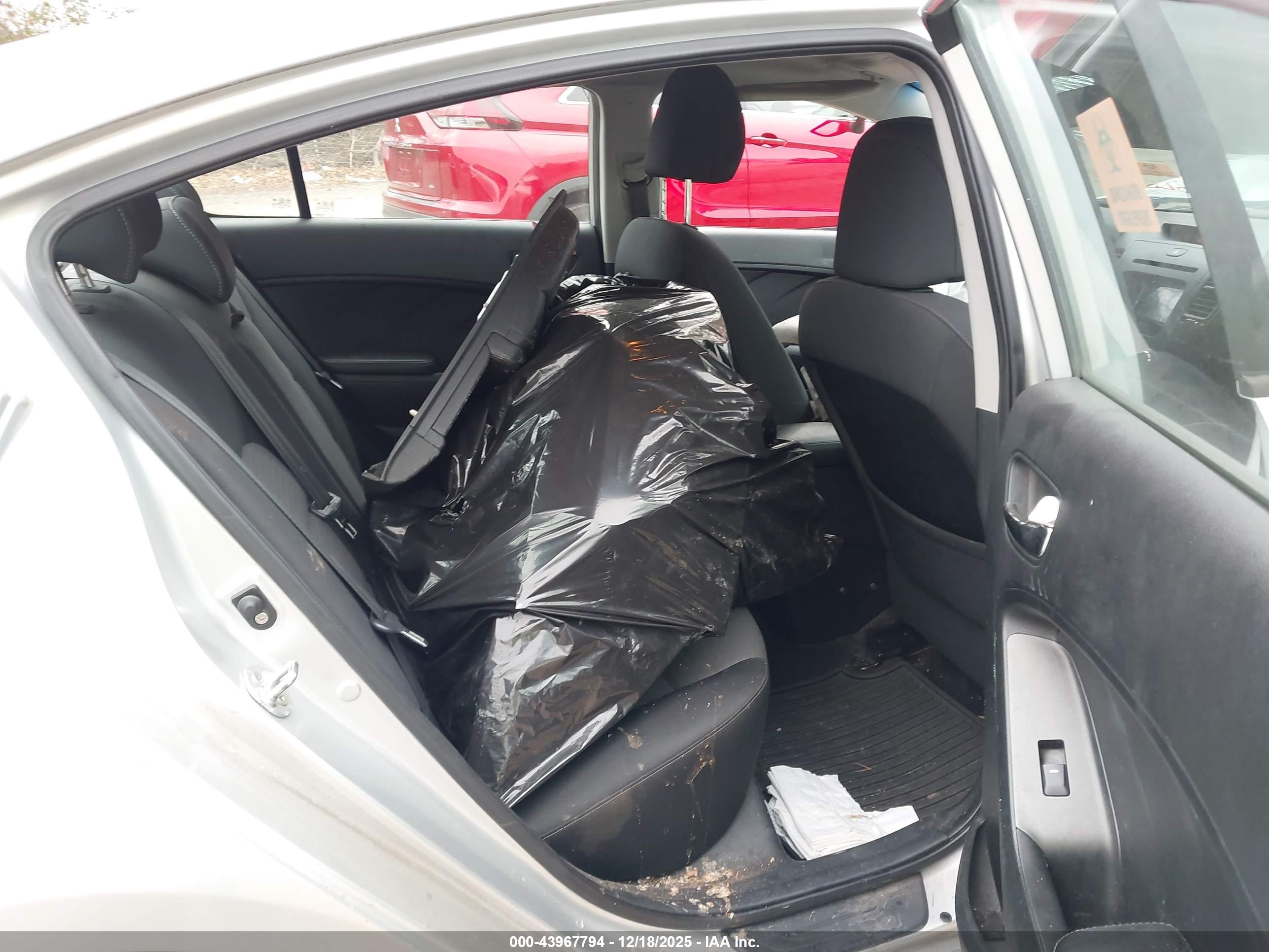 KIA FORTE image 8