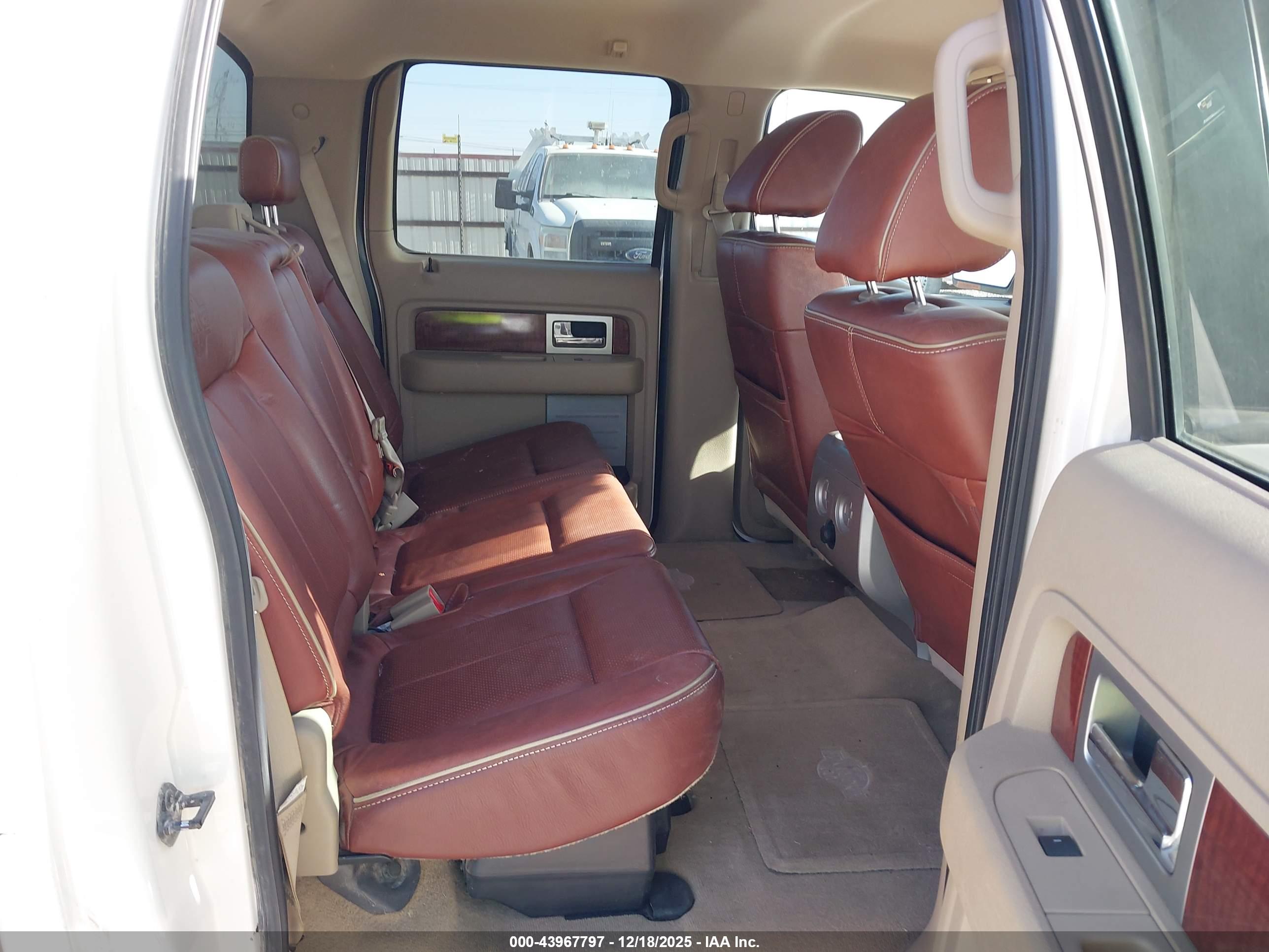 FORD F-150 image 8