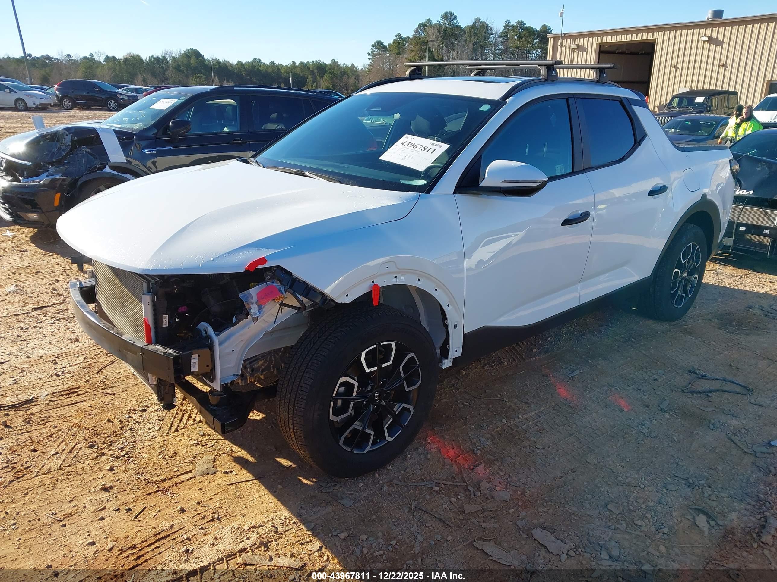 HYUNDAI SANTA image 2