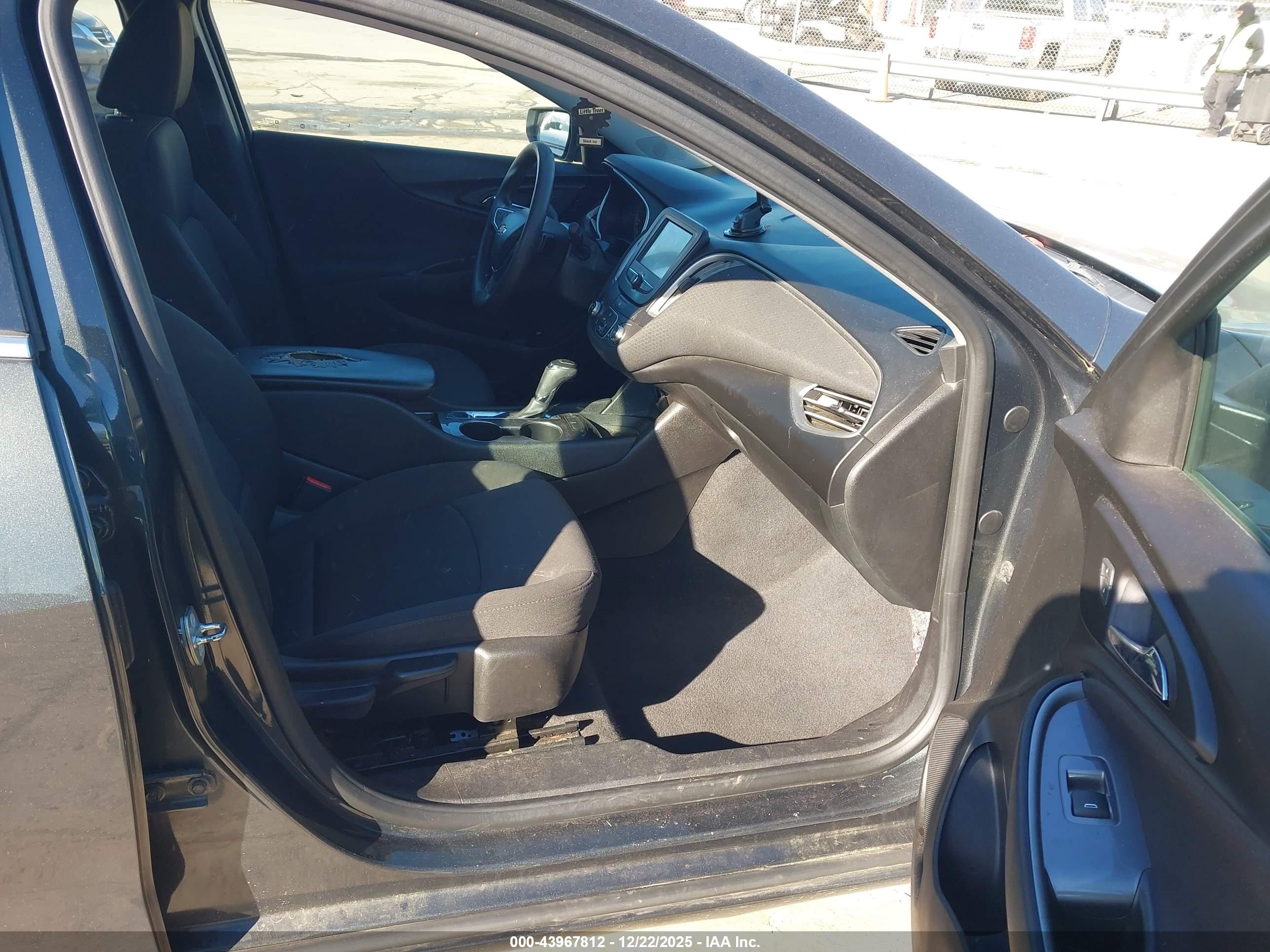CHEVROLET MALIBU image 5