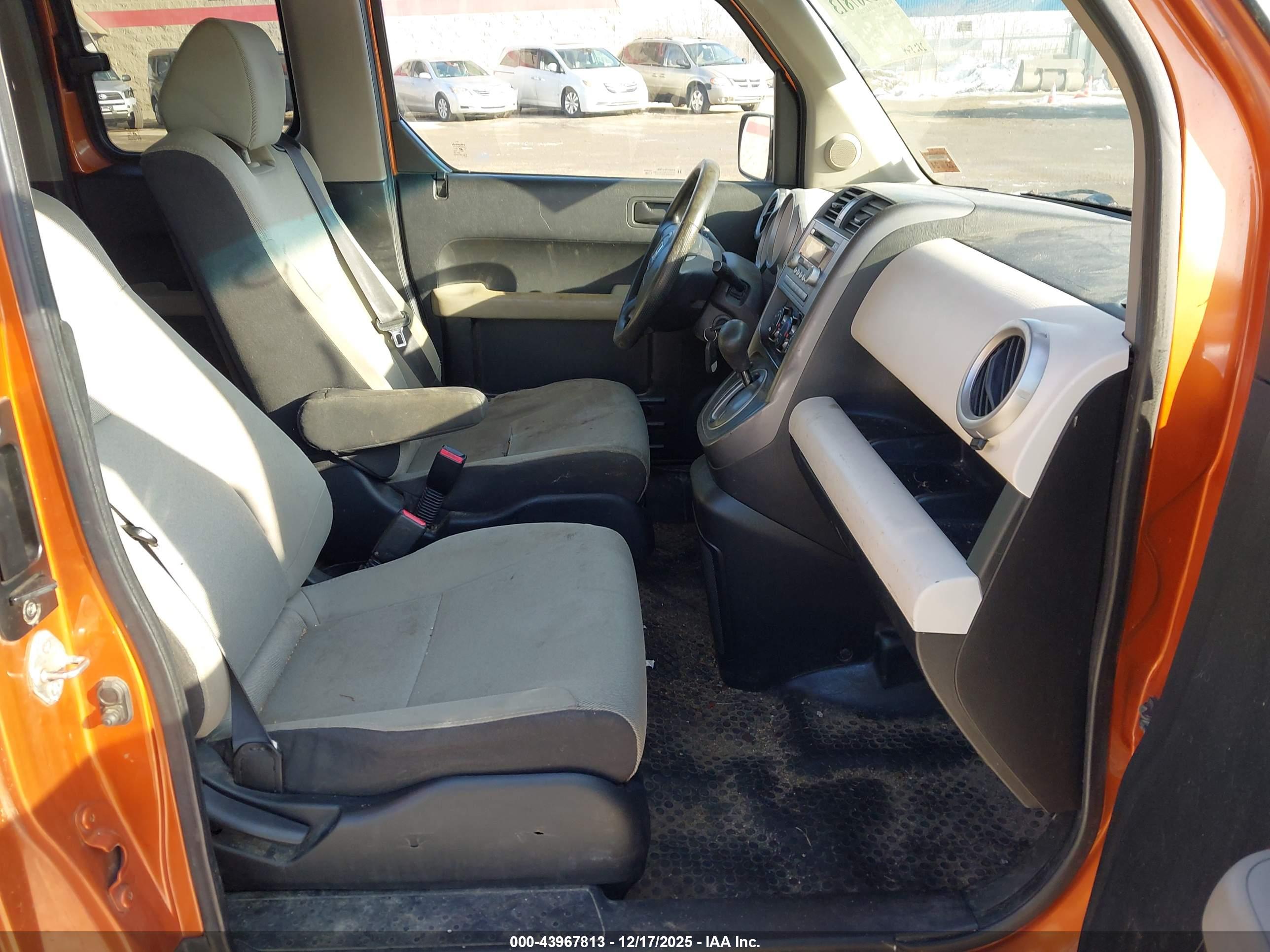 HONDA ELEMENT image 5