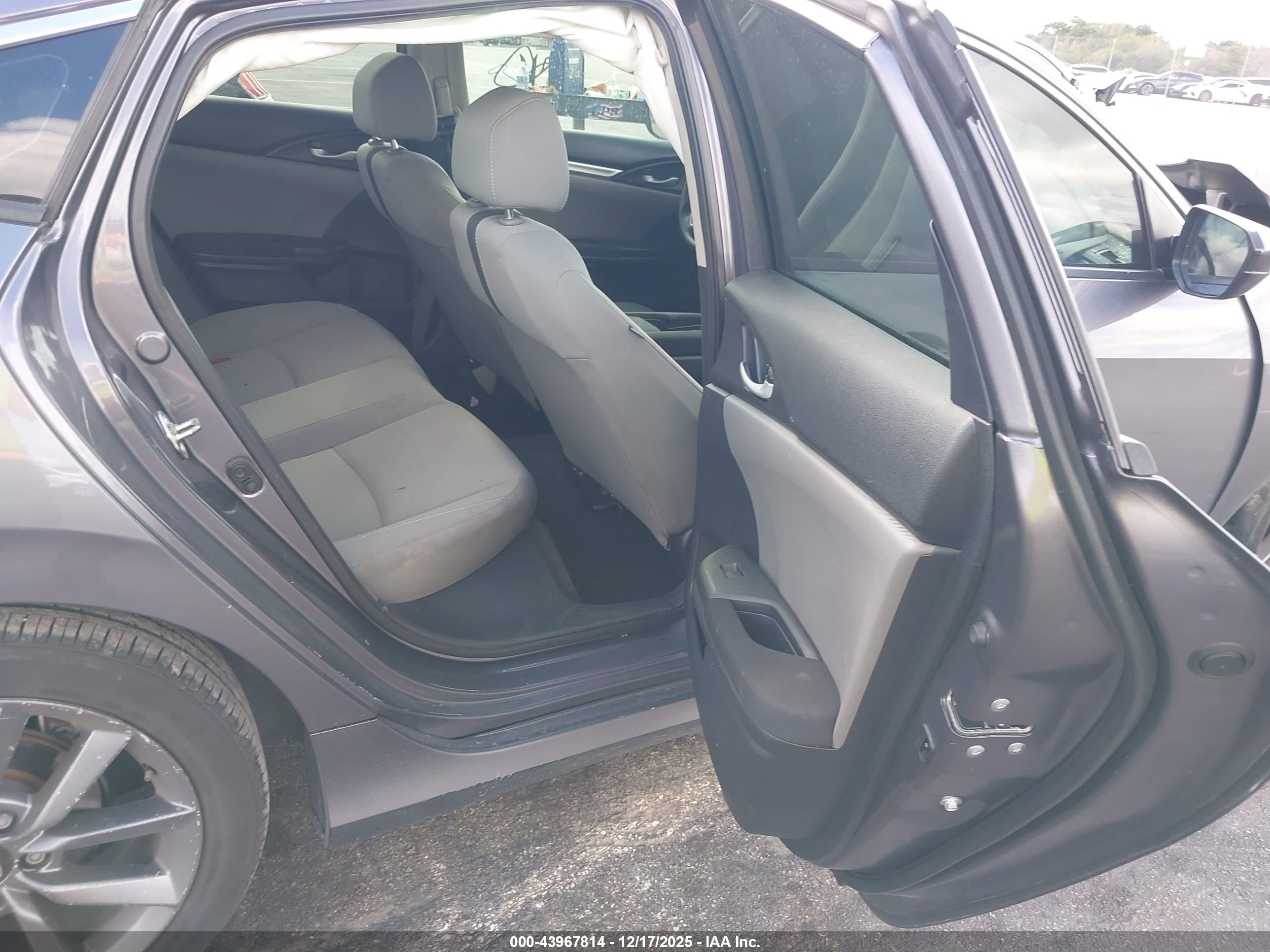 HONDA CIVIC image 8