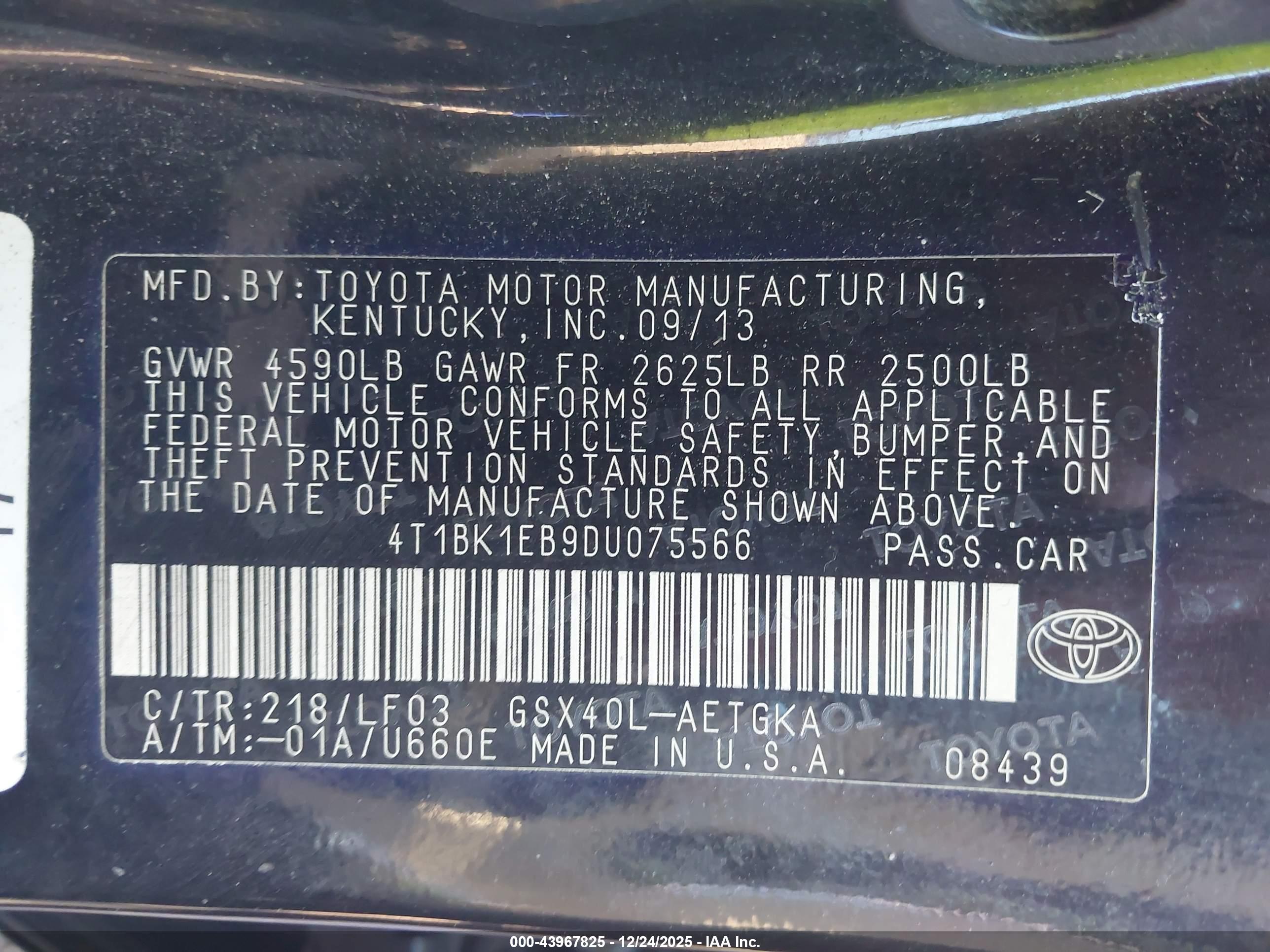 TOYOTA AVALON image 9