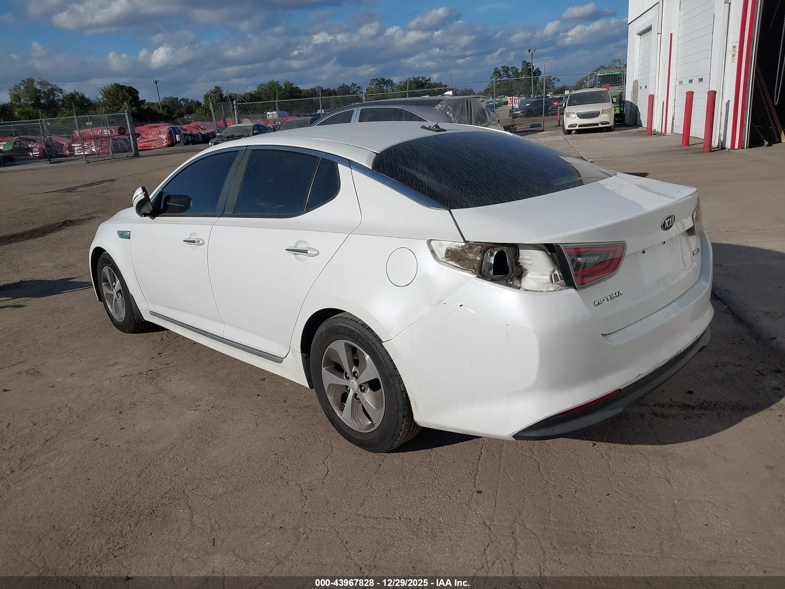 KIA OPTIMA image 3