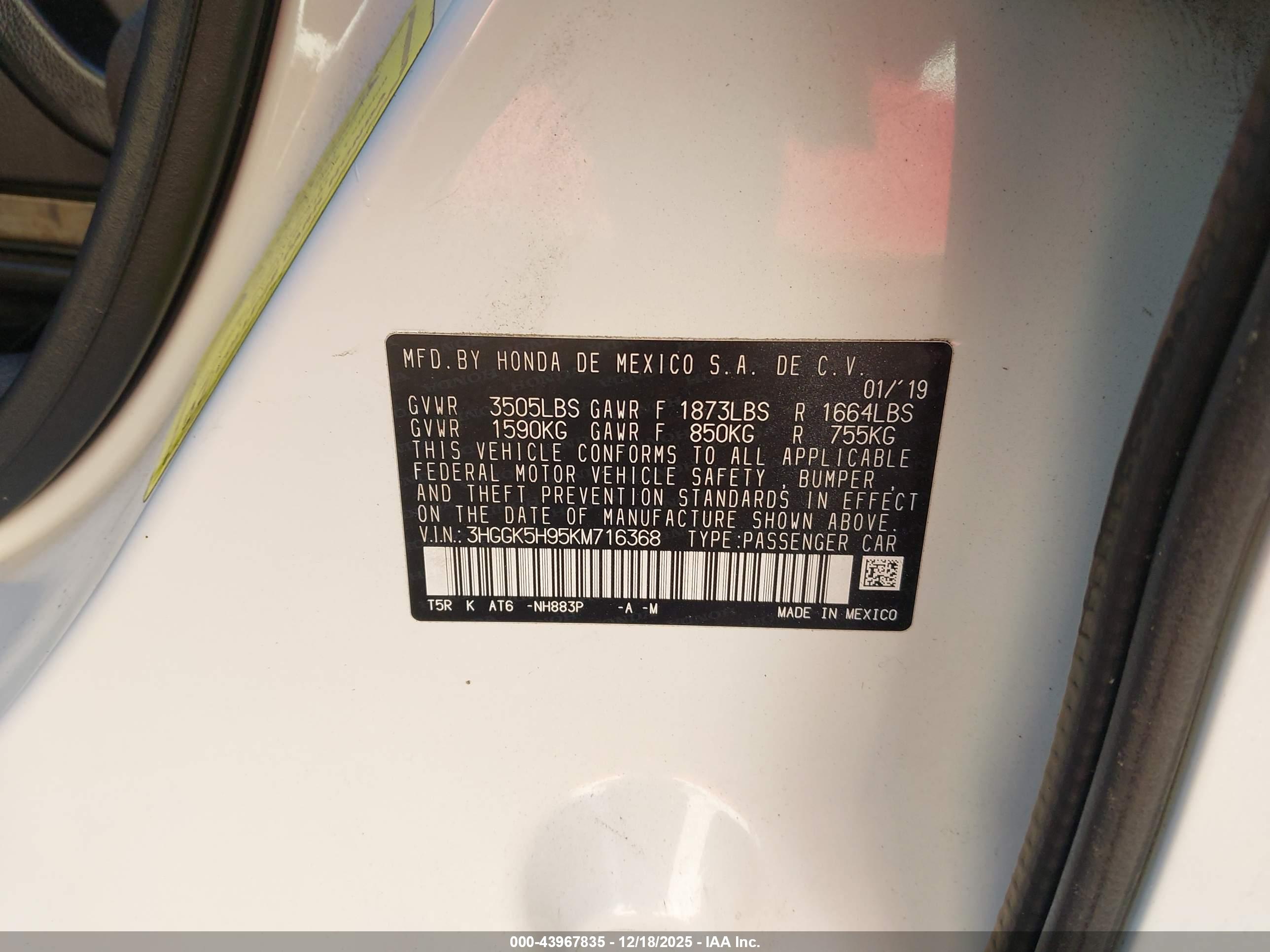 HONDA FIT image 9