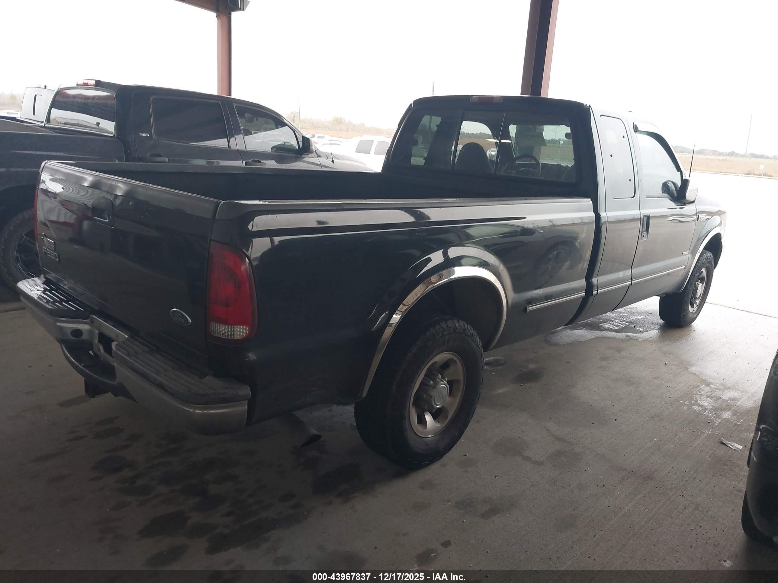 FORD F-250 image 4