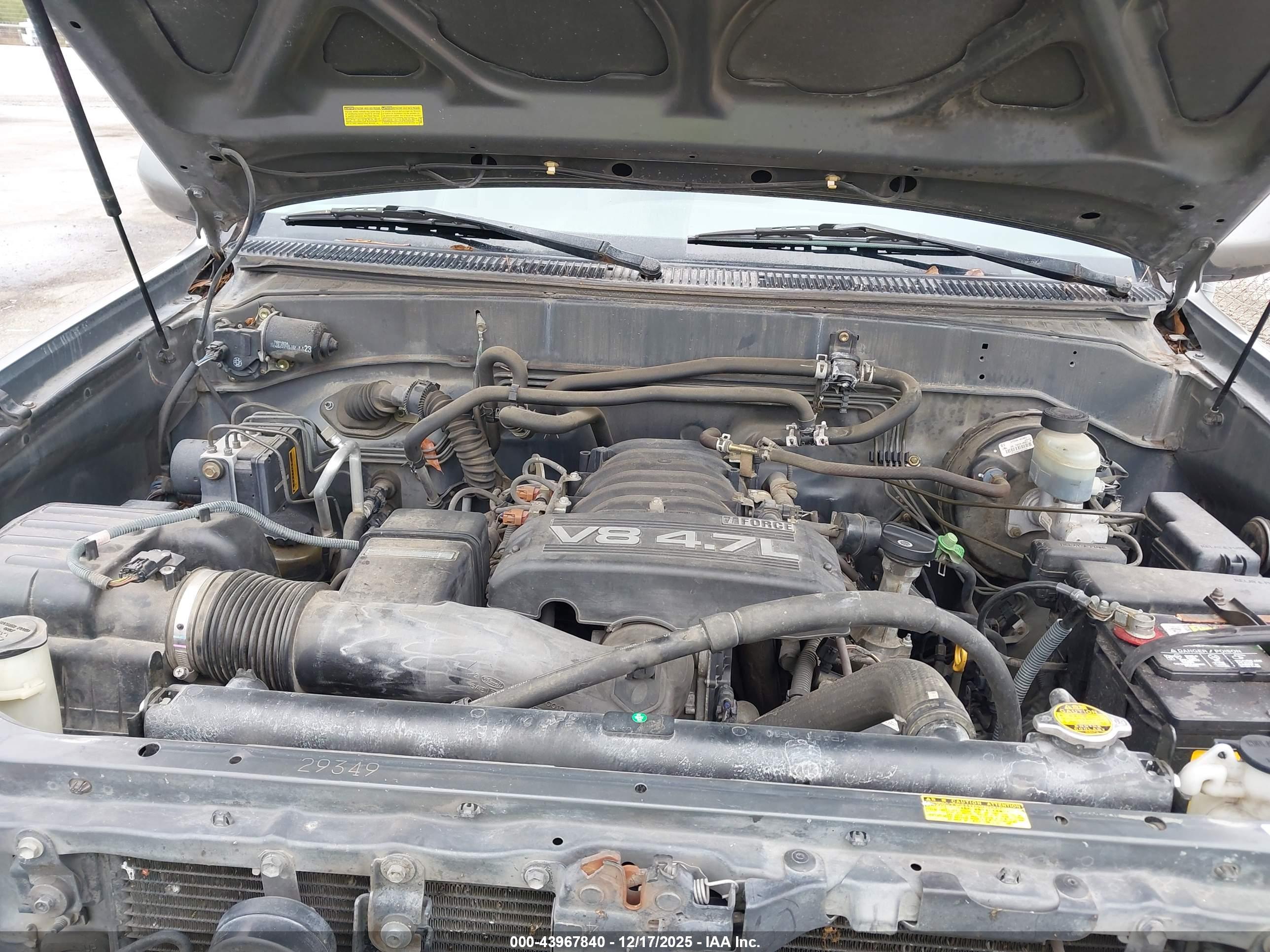 TOYOTA SEQUOIA image 10