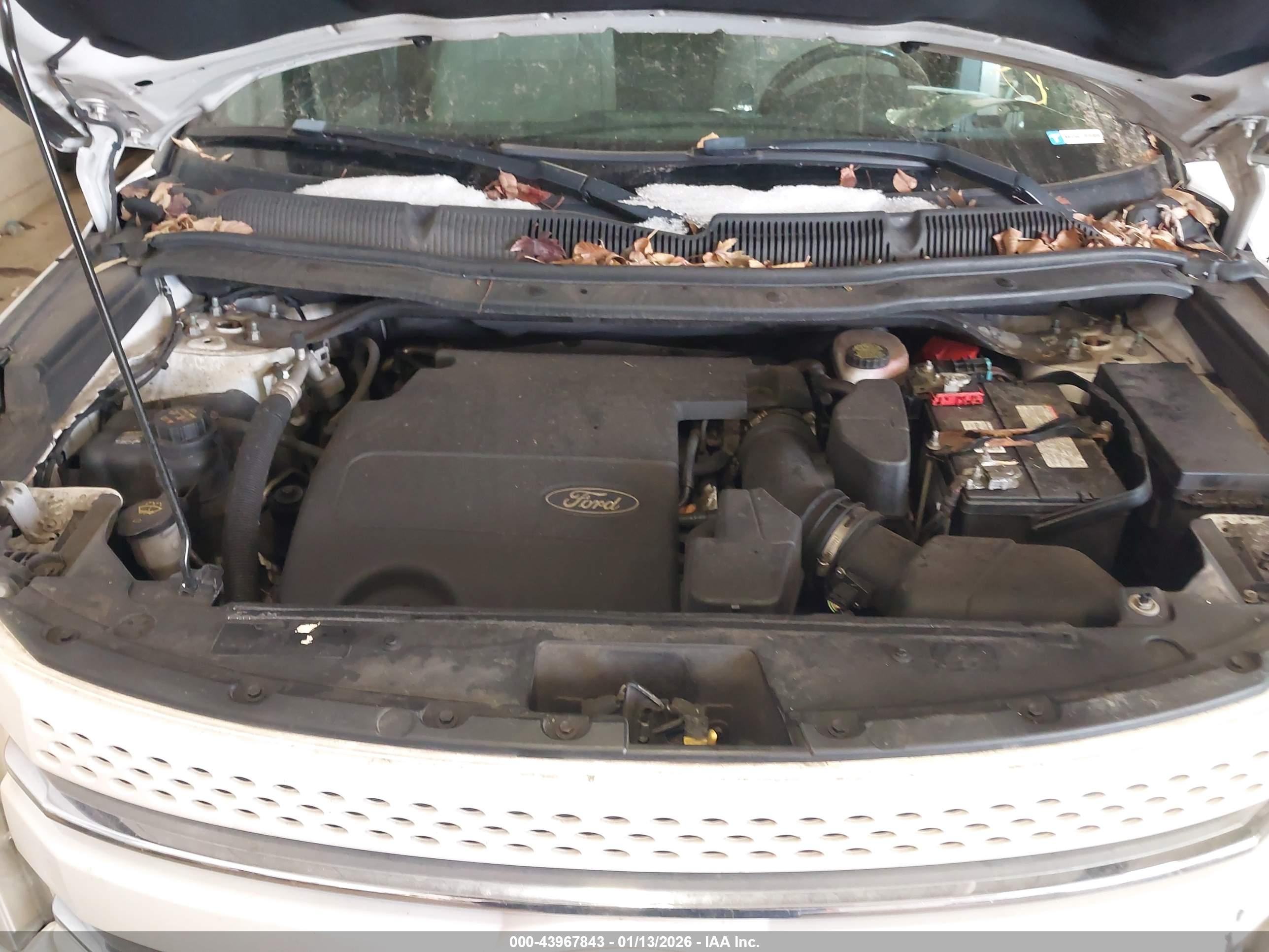 FORD EXPLORER image 10