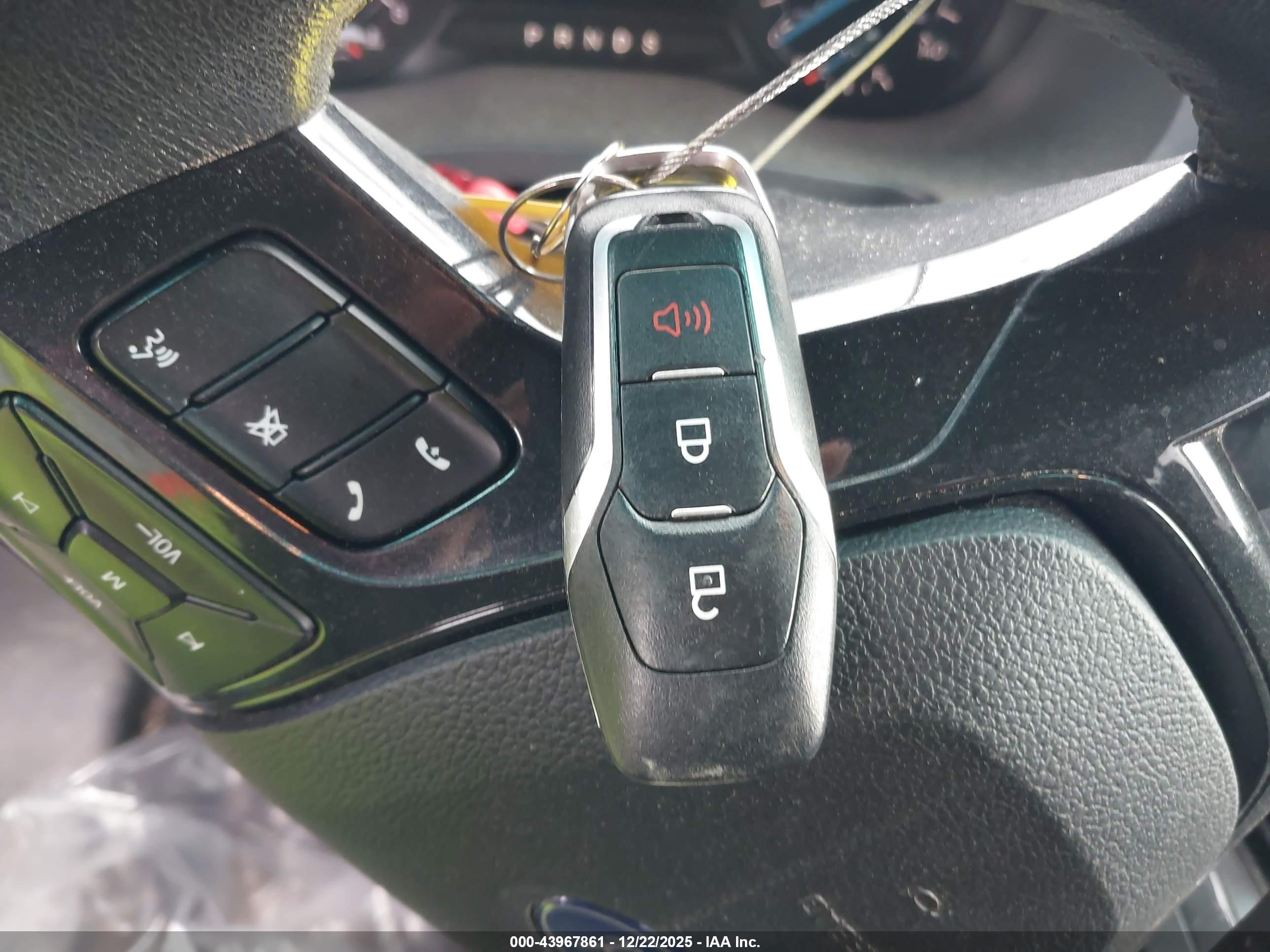 FORD EXPLORER image 11