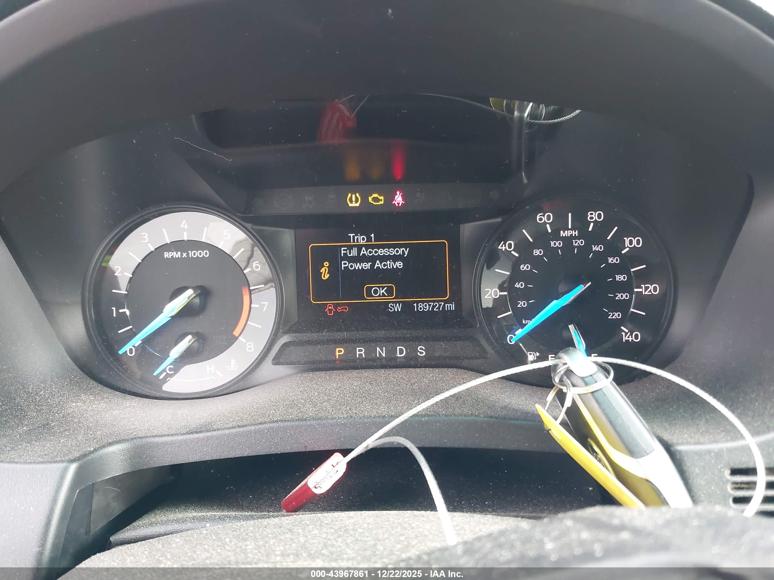 FORD EXPLORER image 7