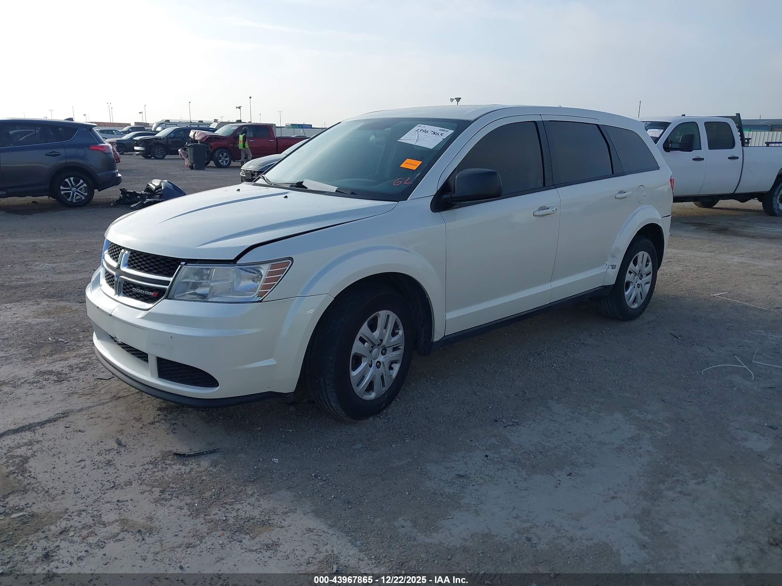 DODGE JOURNEY image 2