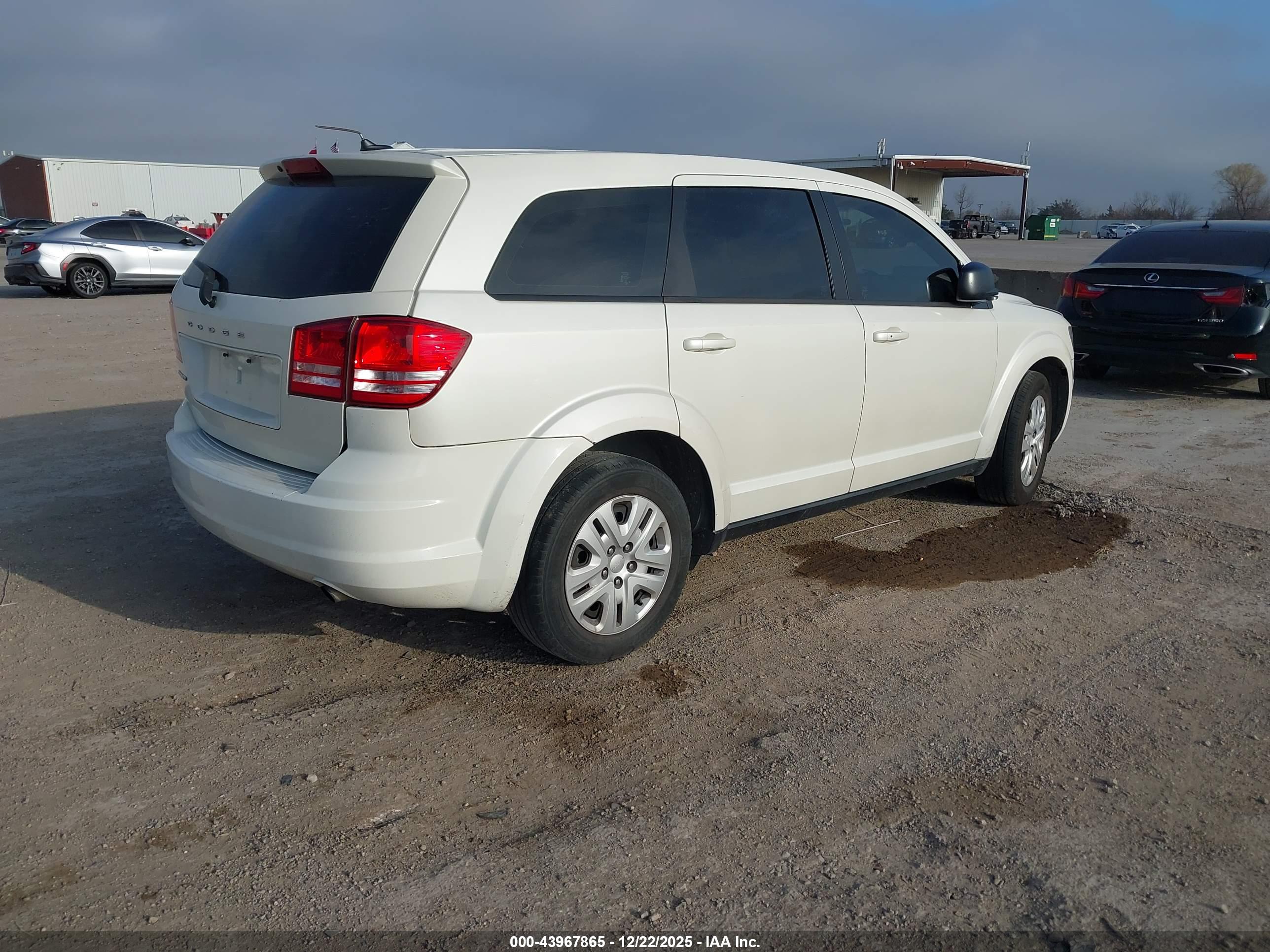 DODGE JOURNEY image 4