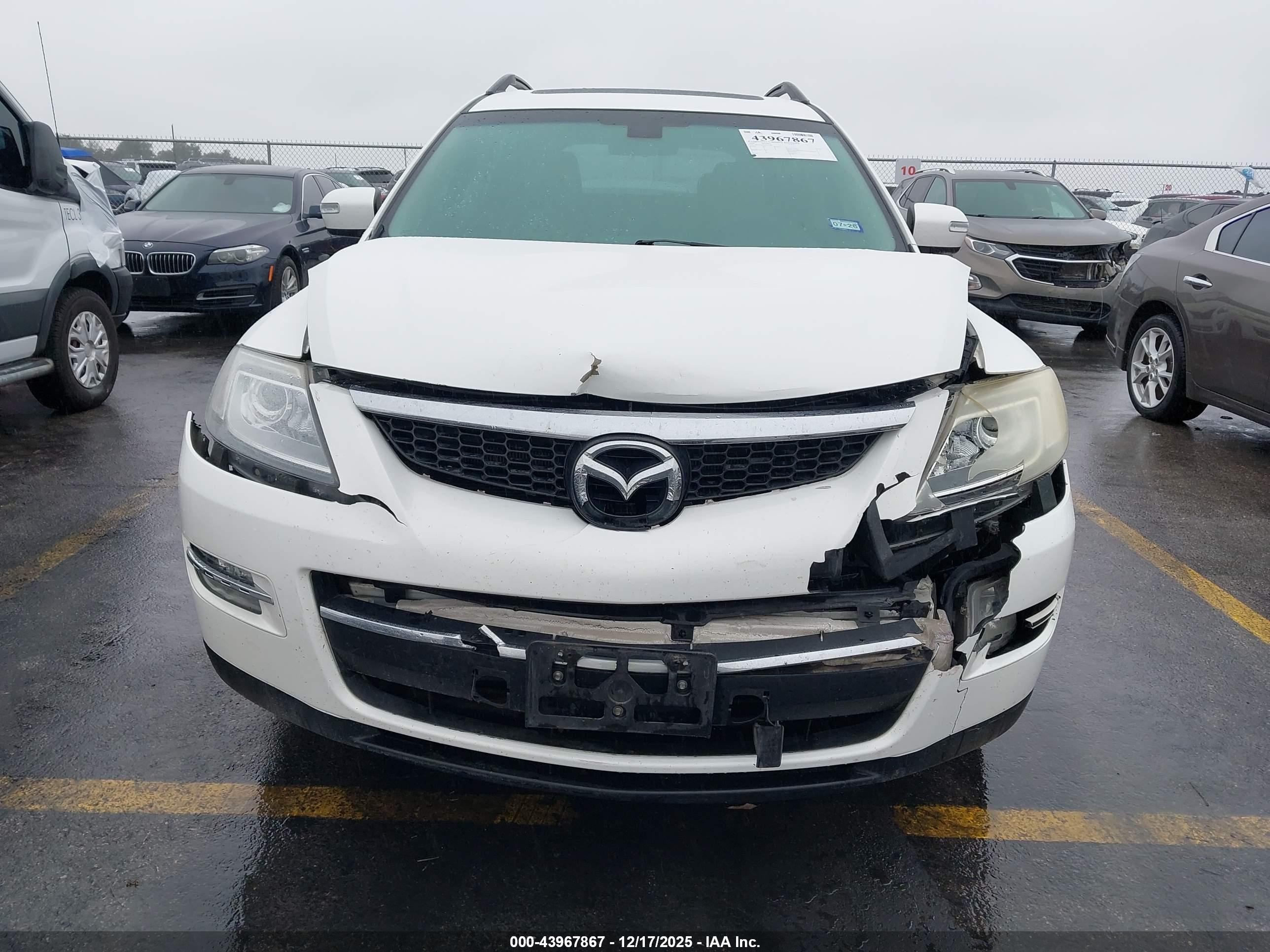 MAZDA CX-9 image 6
