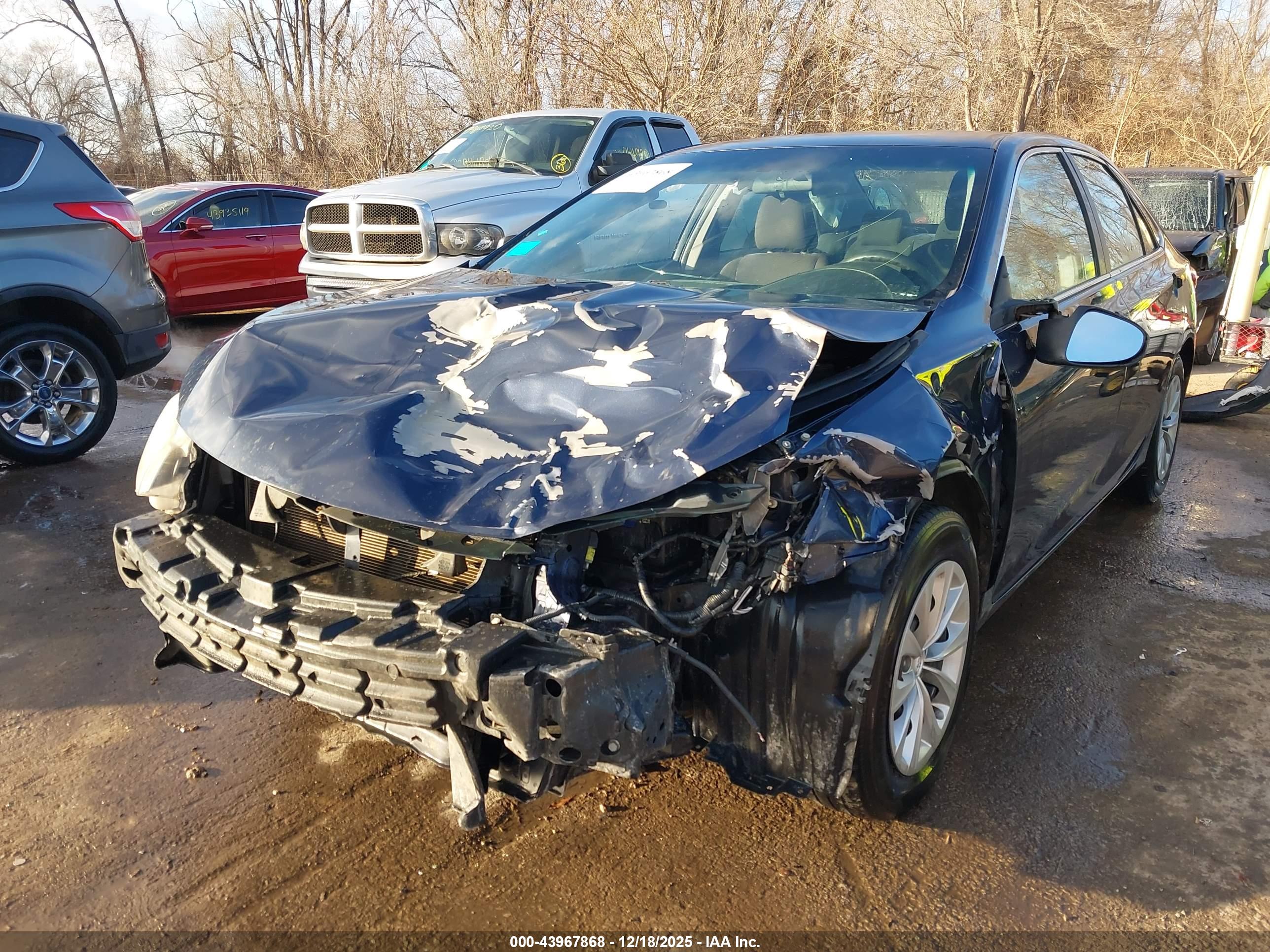 TOYOTA CAMRY image 2