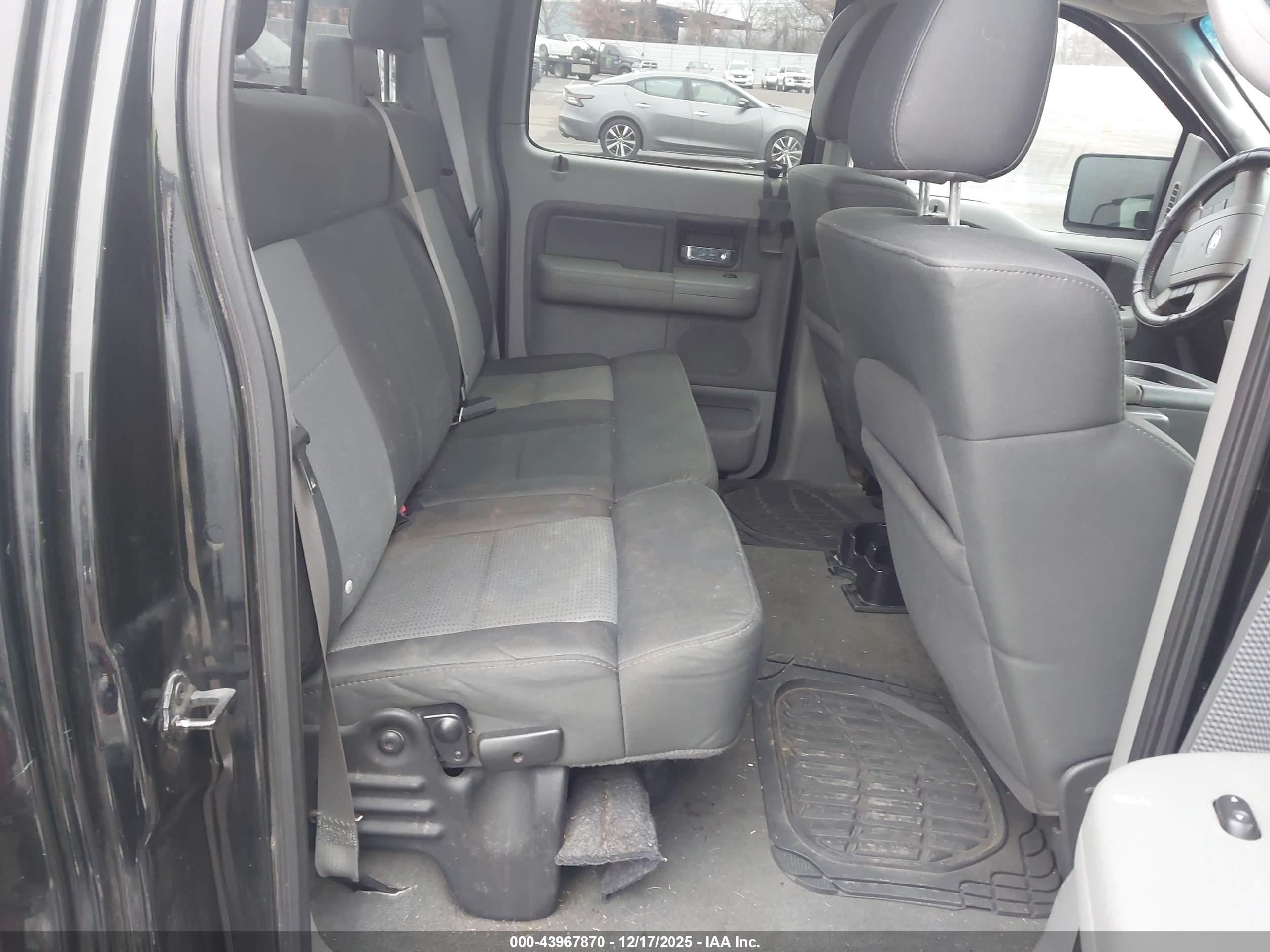 FORD F-150 image 8