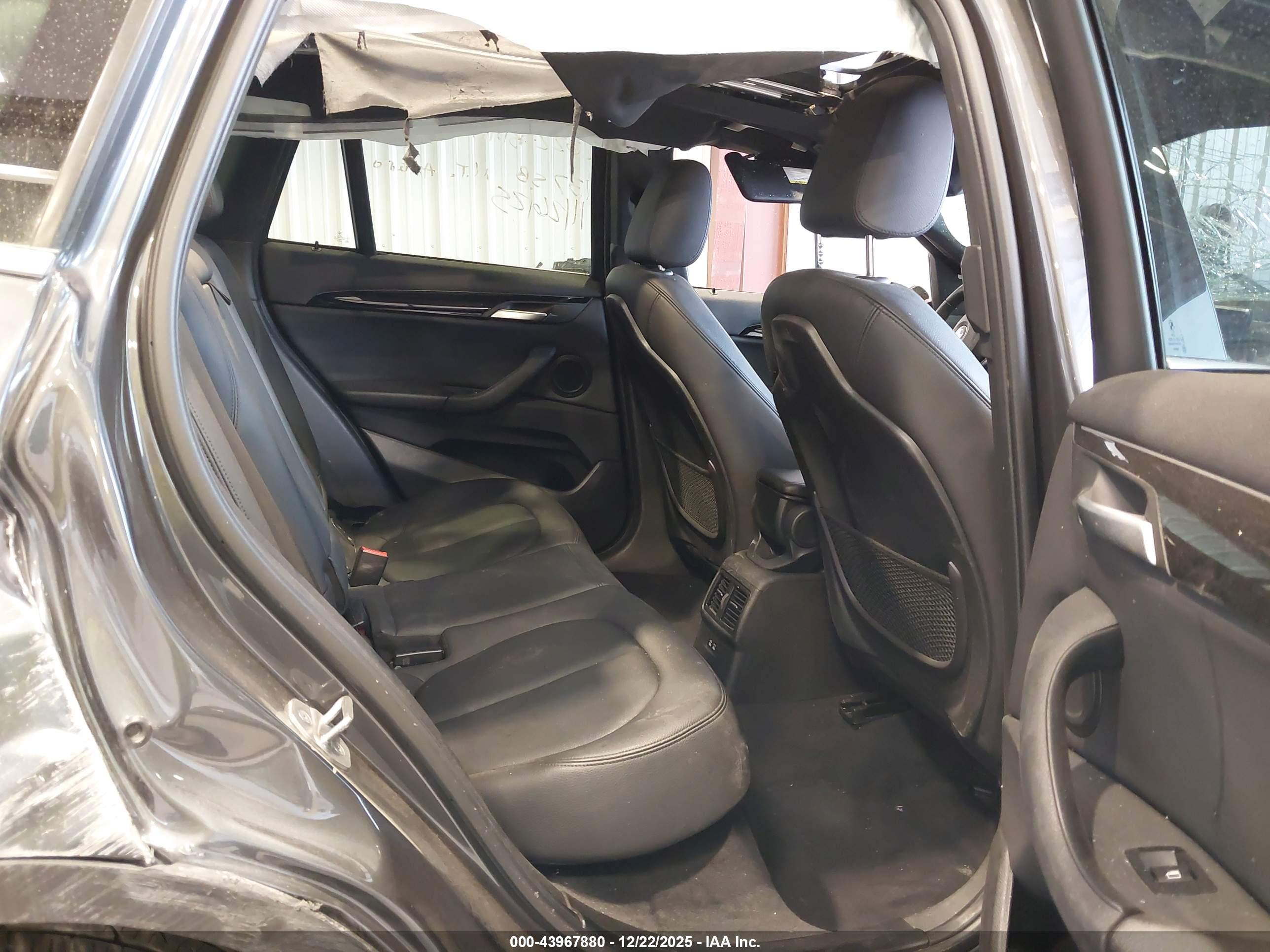 BMW X1 image 8