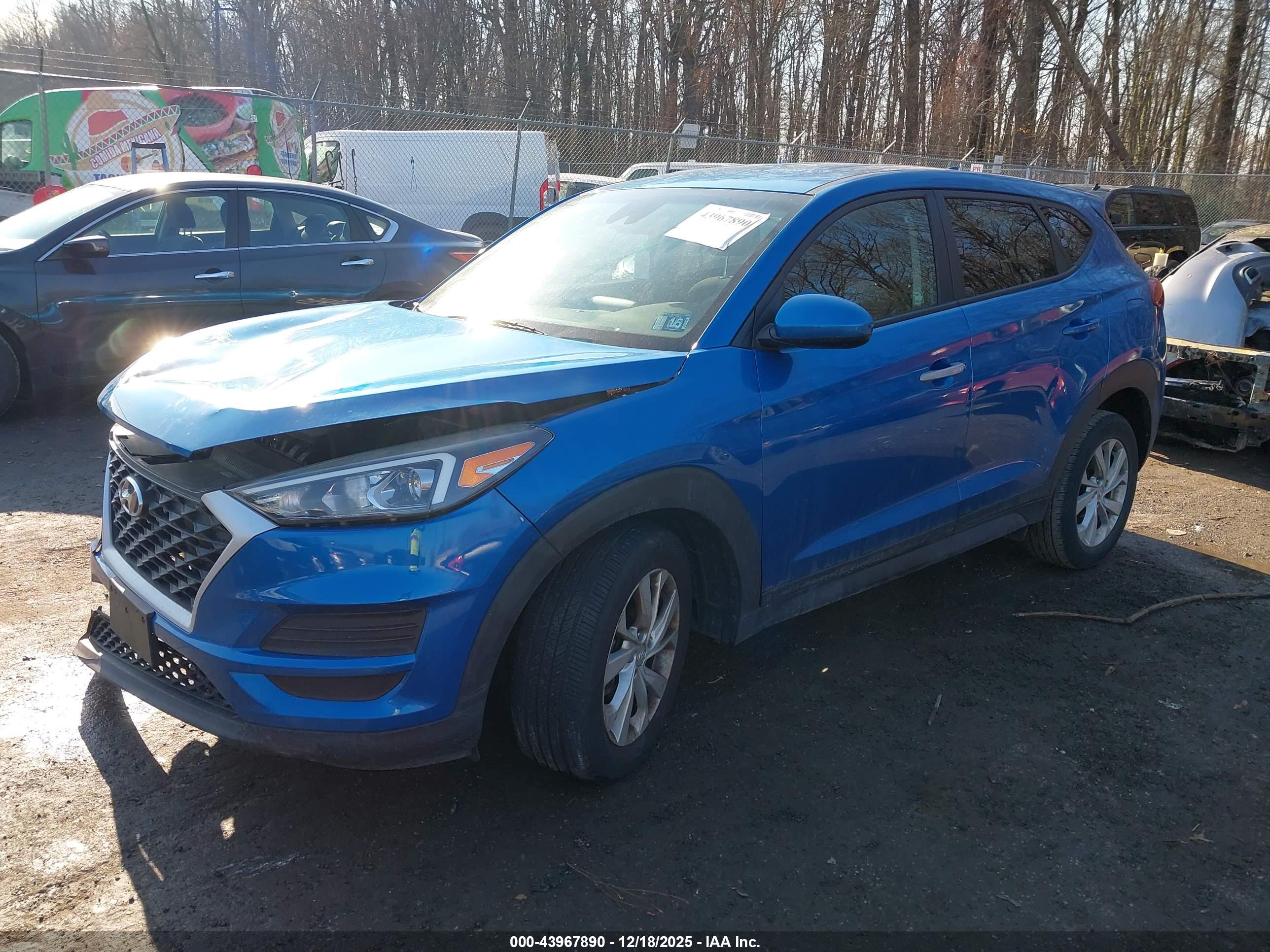 HYUNDAI TUCSON image 2