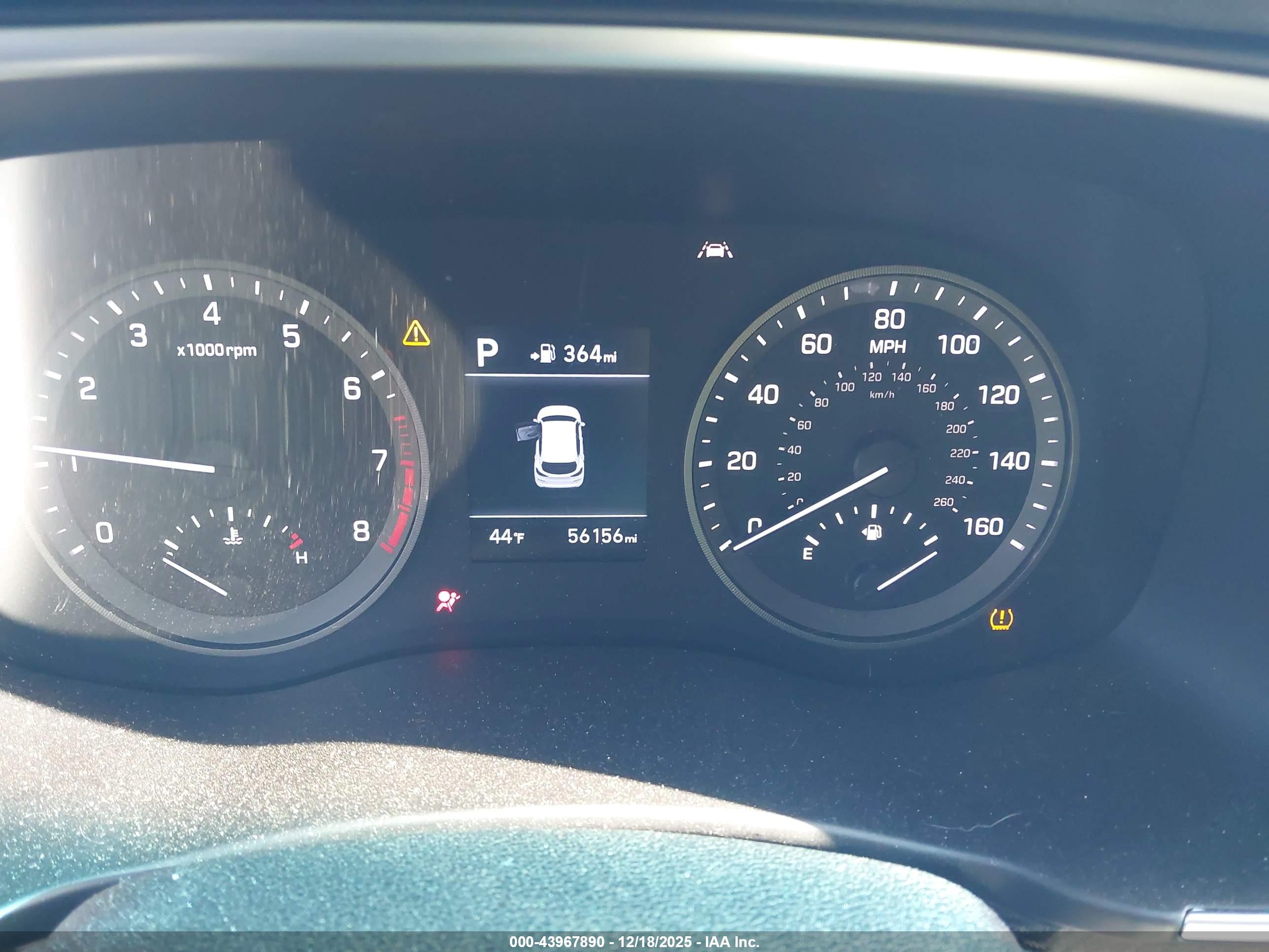 HYUNDAI TUCSON image 7